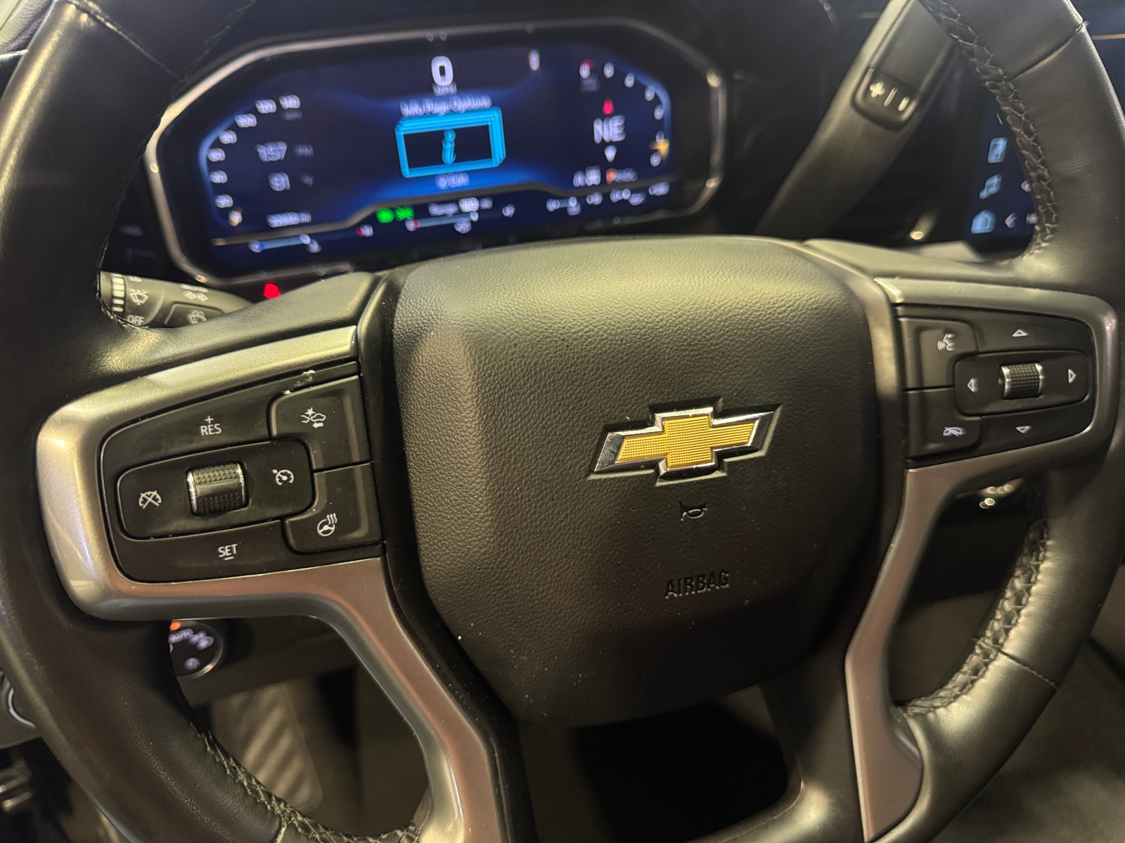 Thumbnail: 2023 Chevrolet Silverado 1500 - 5