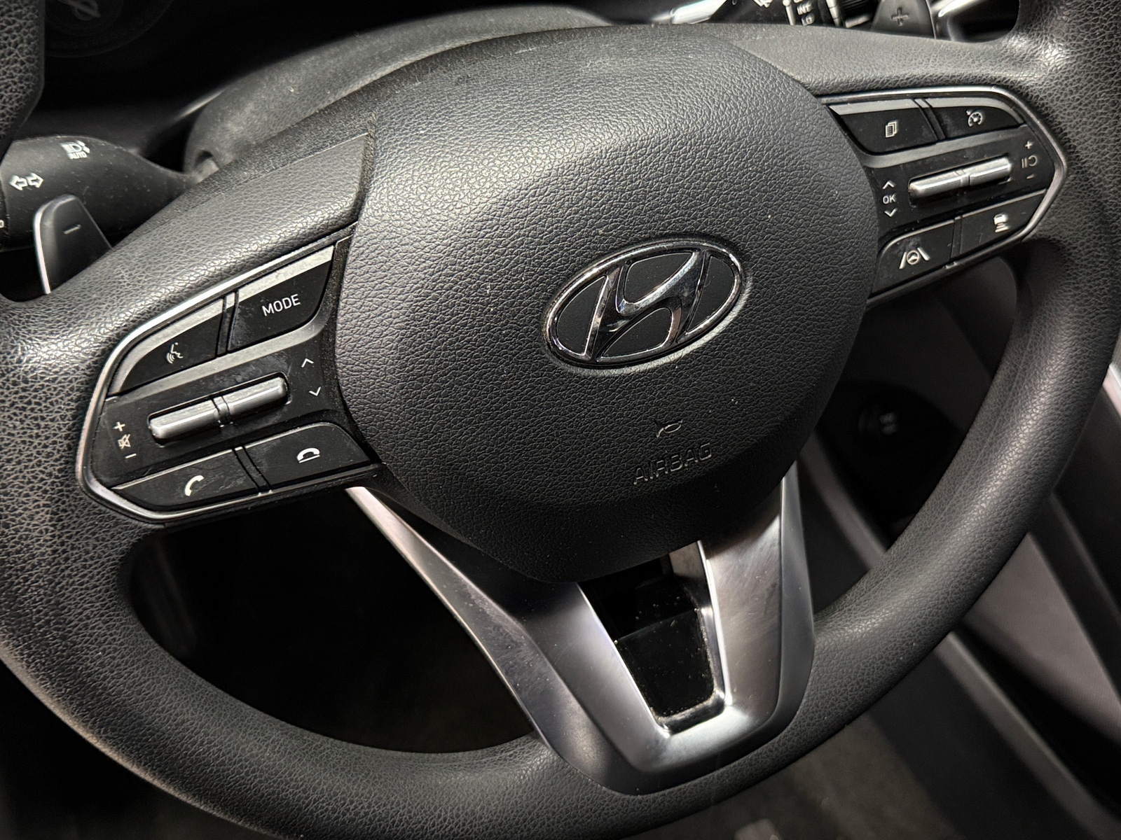 Thumbnail: 2022 Hyundai Santa Fe - 5