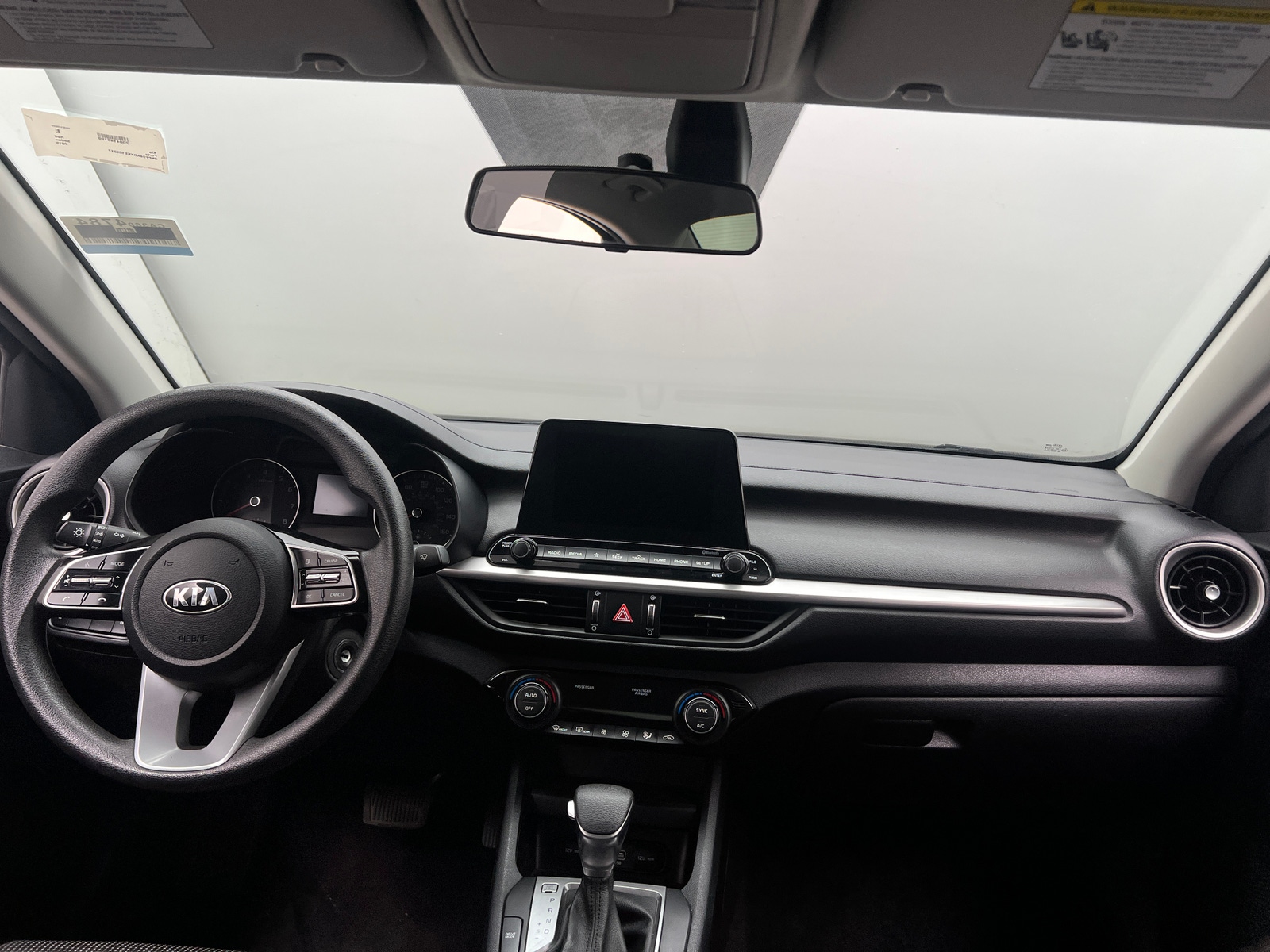 Thumbnail: 2019 Kia Forte - 3
