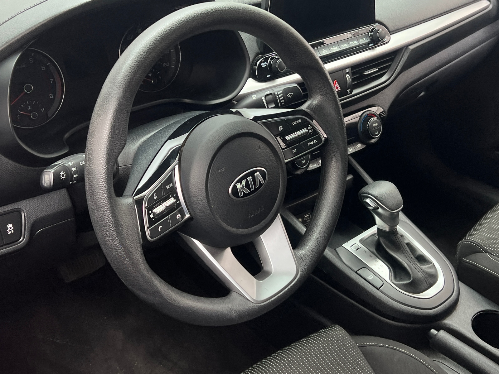 Thumbnail: 2019 Kia Forte - 5