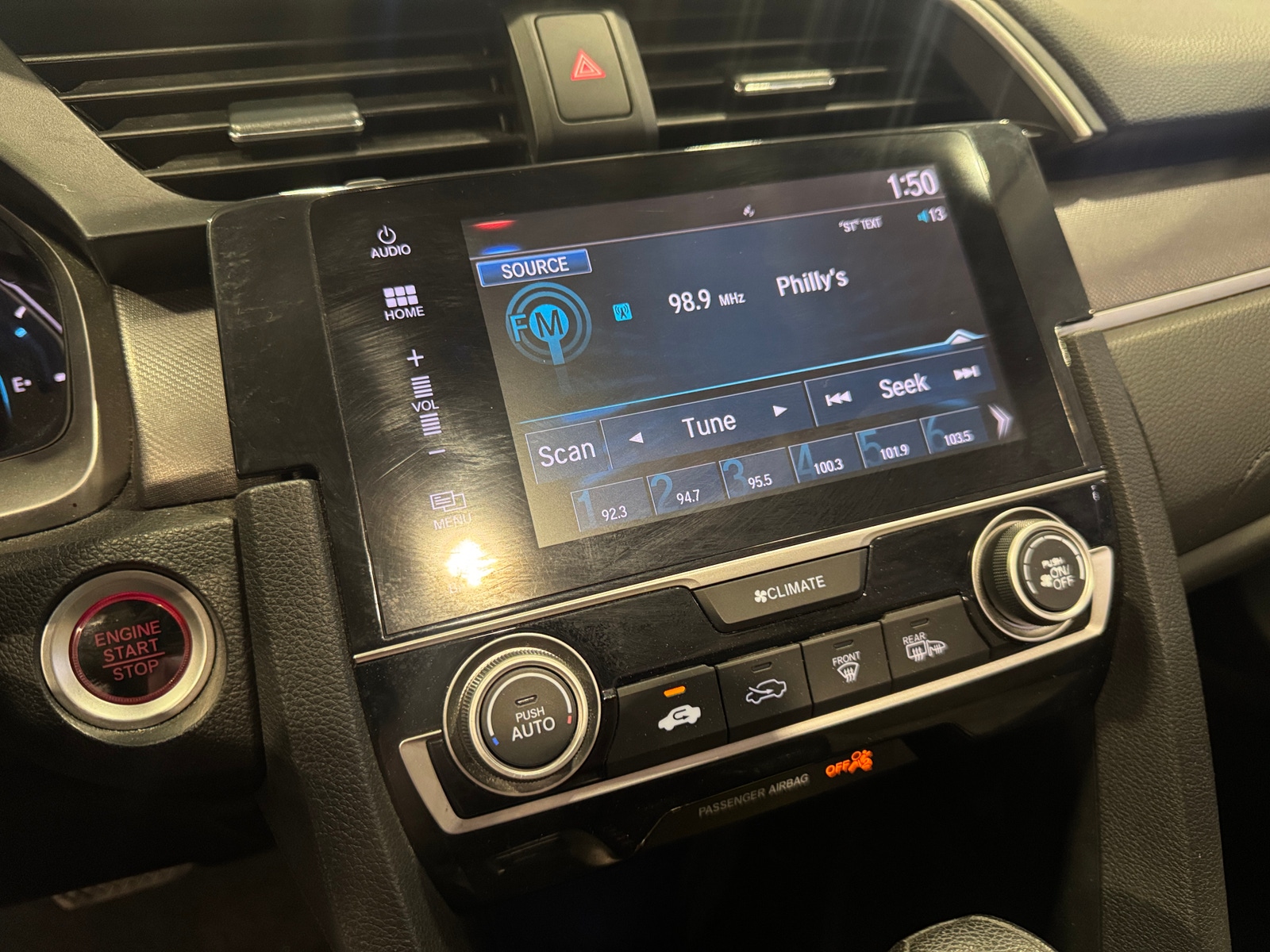 Thumbnail: 2016 Honda Civic - 4