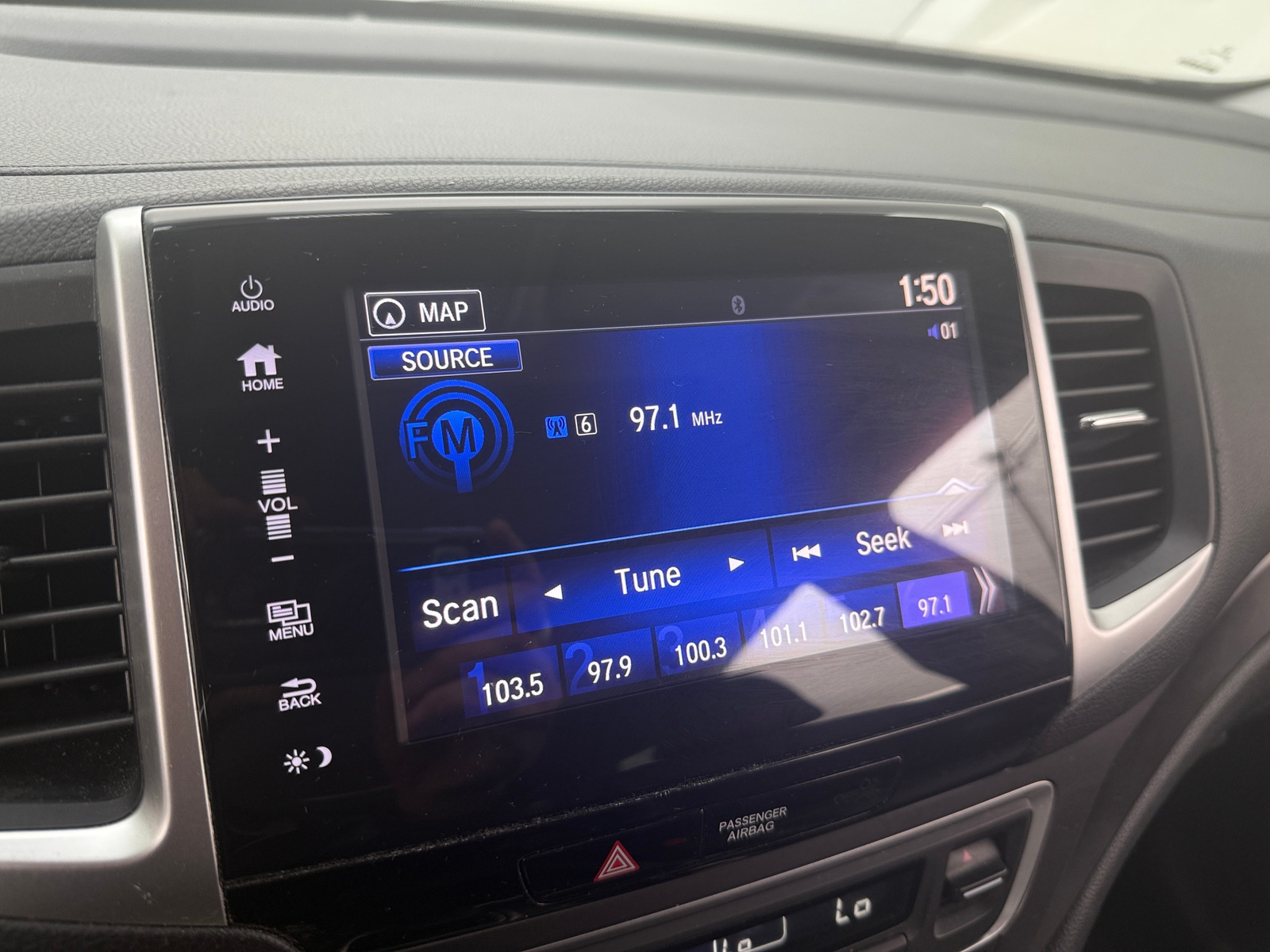 Thumbnail: 2018 Honda Pilot - 3