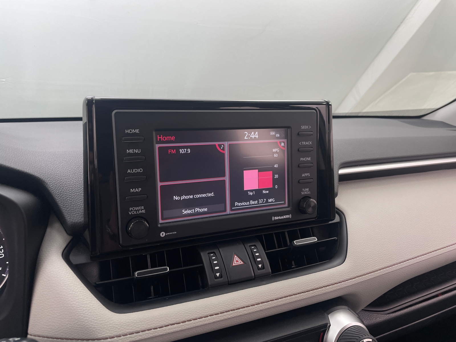 Thumbnail: 2022 Toyota RAV4 - 3