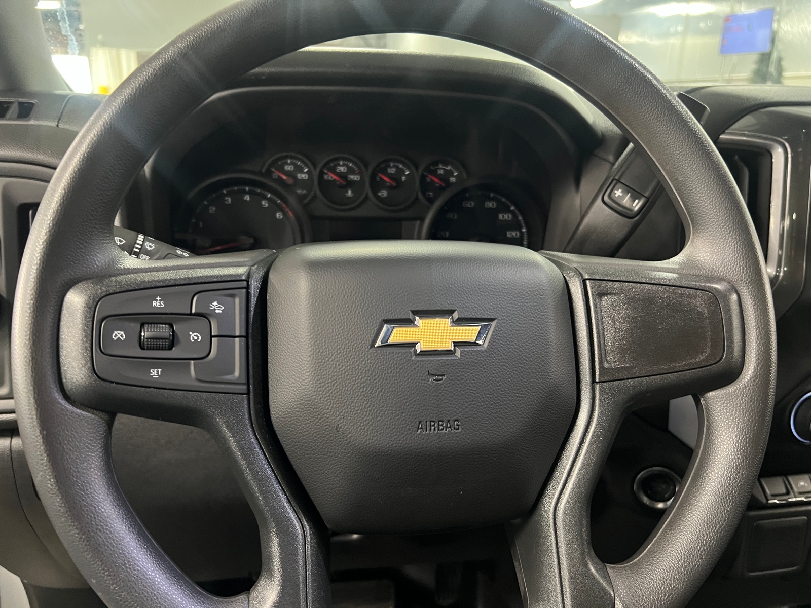 Thumbnail: 2024 Chevrolet Silverado 1500 - 5