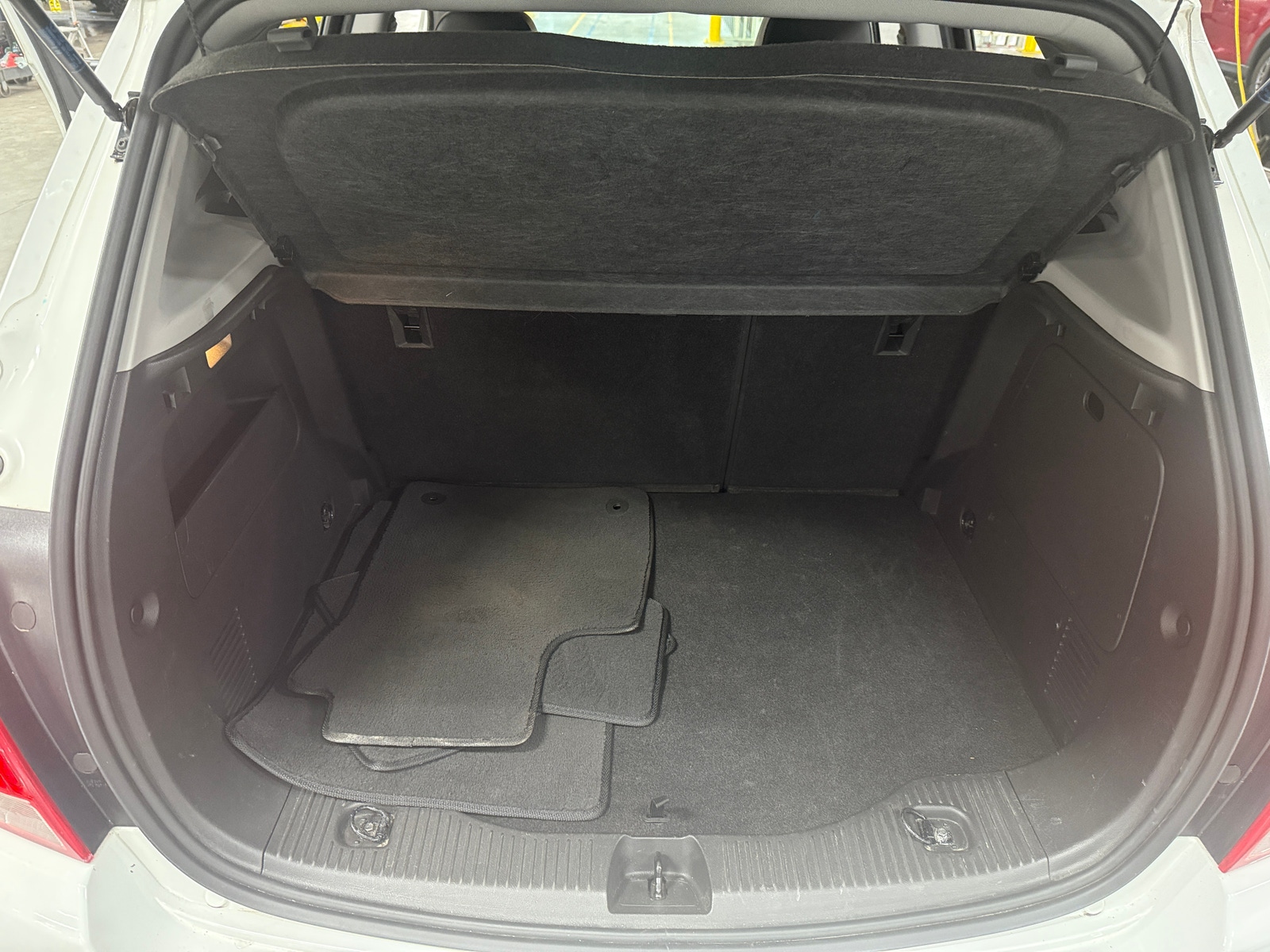 Thumbnail: 2019 Chevrolet Trax - 7