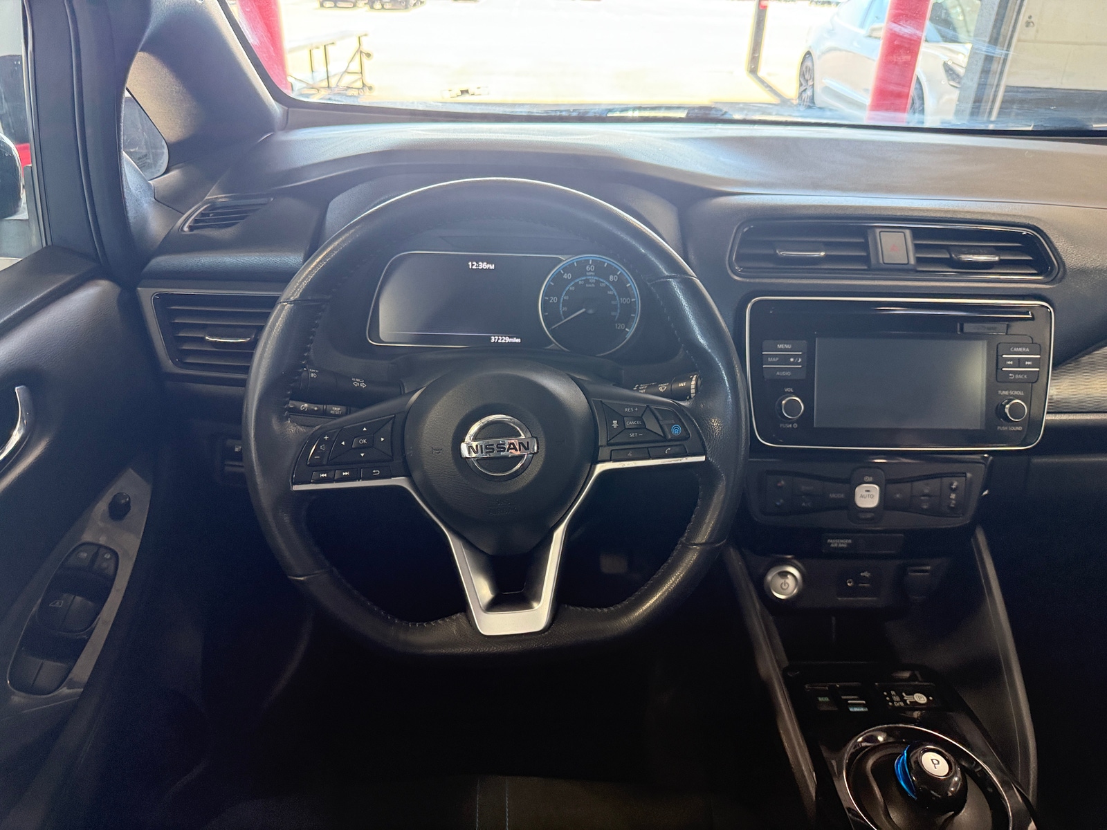 Thumbnail: 2019 Nissan Leaf - 5