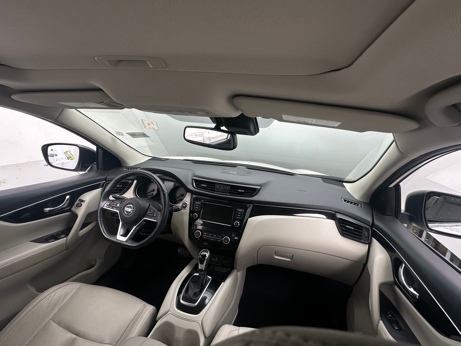 Thumbnail: 2019 Nissan Rogue Sport - 2