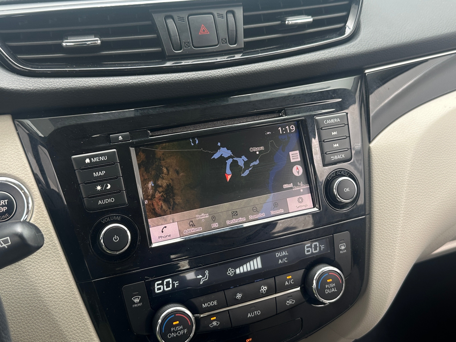 Thumbnail: 2019 Nissan Rogue Sport - 3