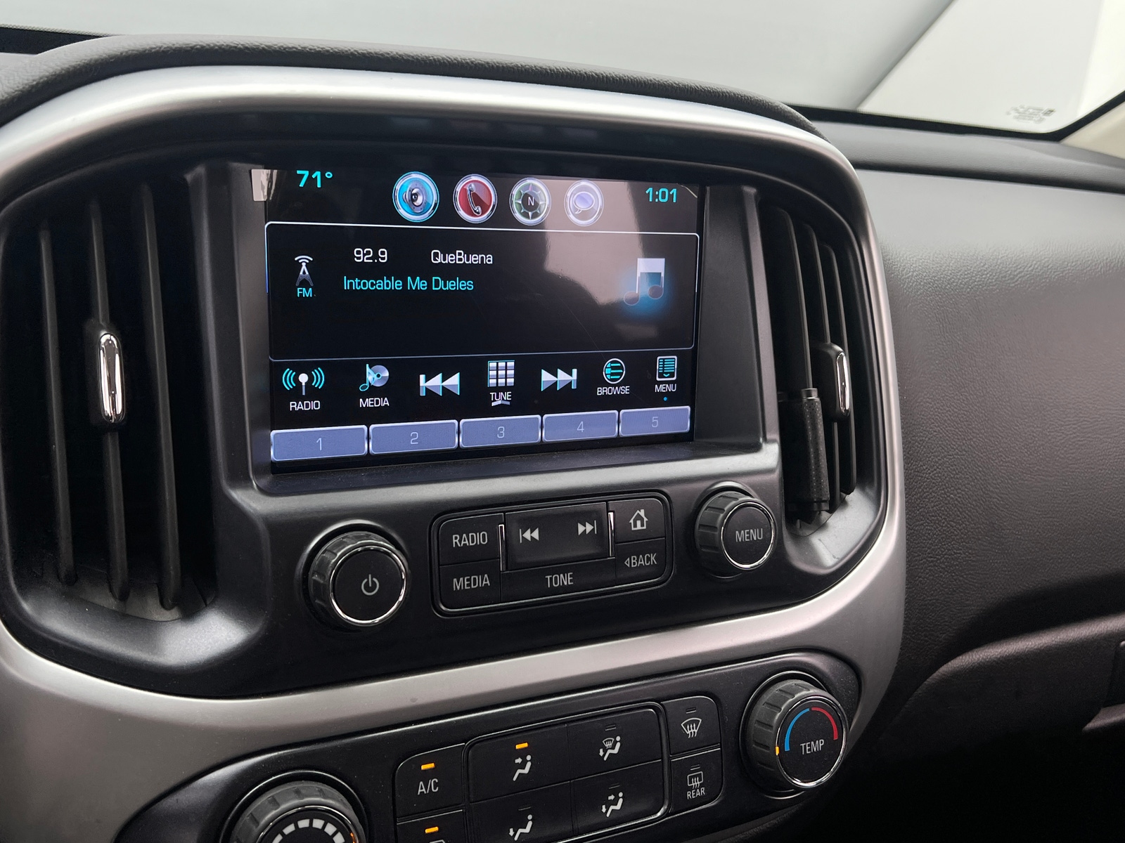 Thumbnail: 2017 Chevrolet Colorado - 4