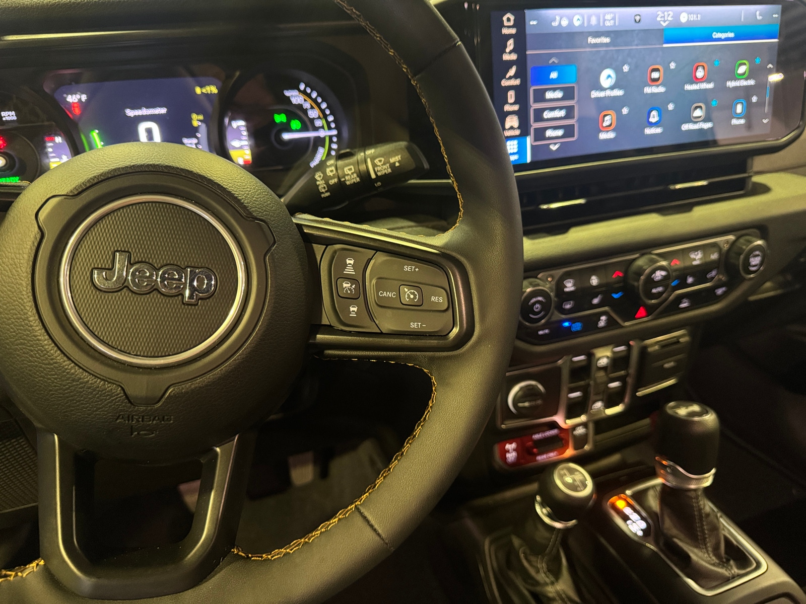 Thumbnail: 2024 Jeep Wrangler - 4