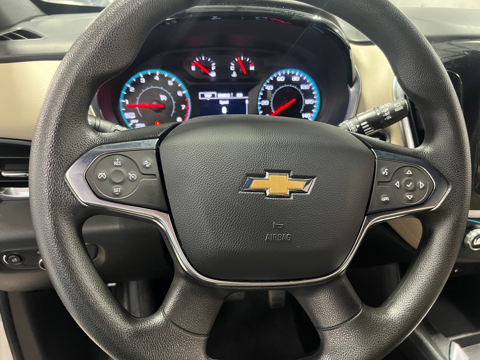 Thumbnail: 2022 Chevrolet Traverse - 5
