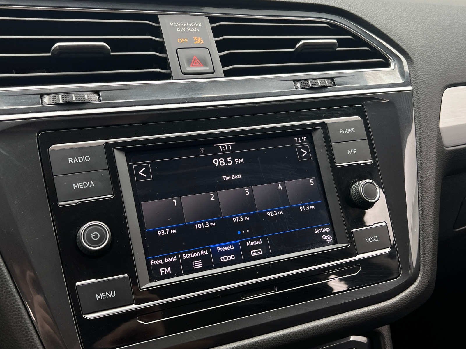 Thumbnail: 2020 Volkswagen Tiguan - 4