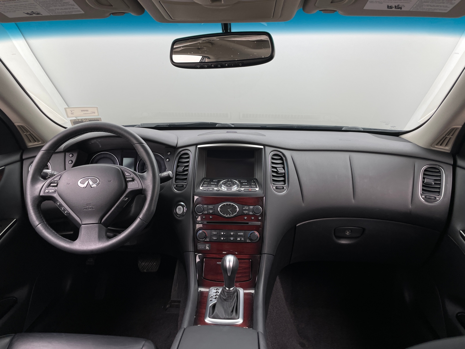Thumbnail: 2017 INFINITI QX50 - 2