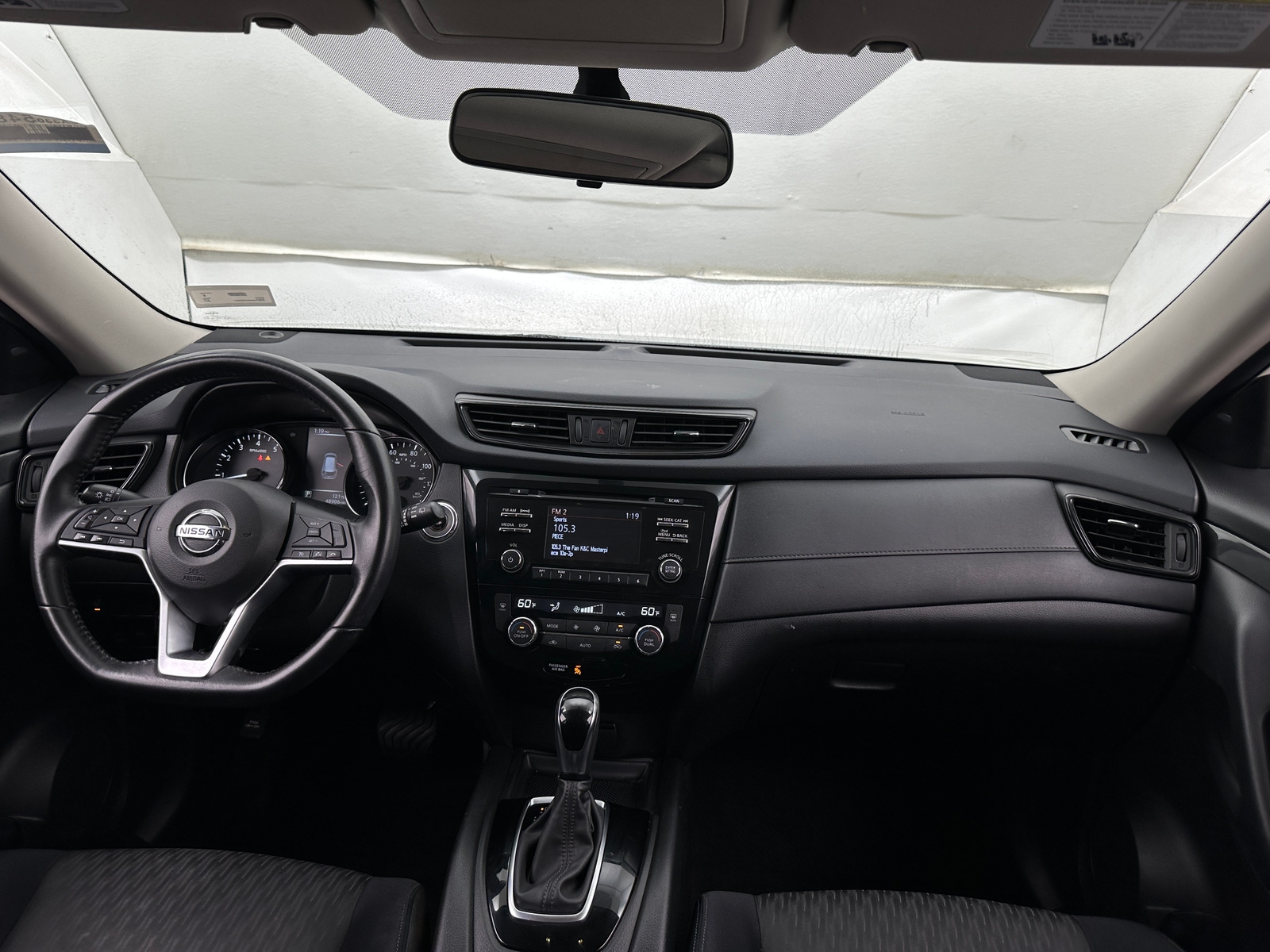 Thumbnail: 2017 Nissan Rogue - 3