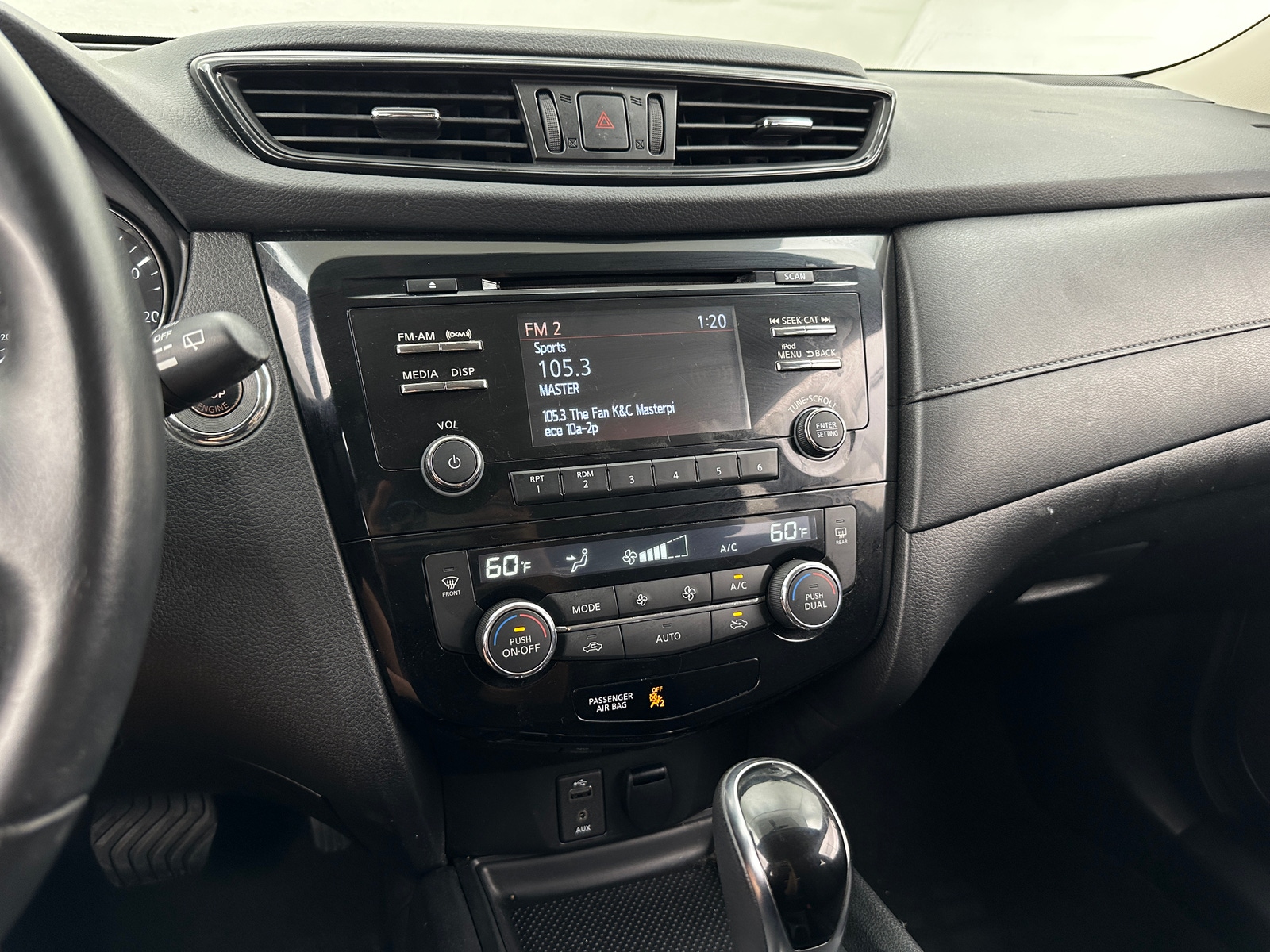Thumbnail: 2017 Nissan Rogue - 4