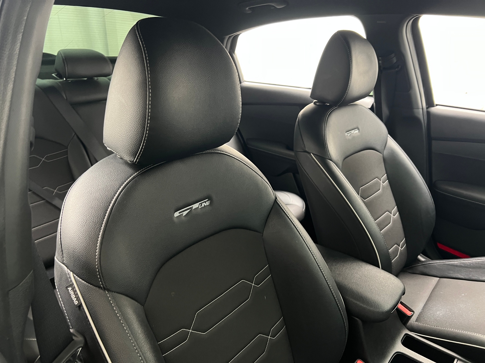 Thumbnail: 2022 Kia Forte - 2