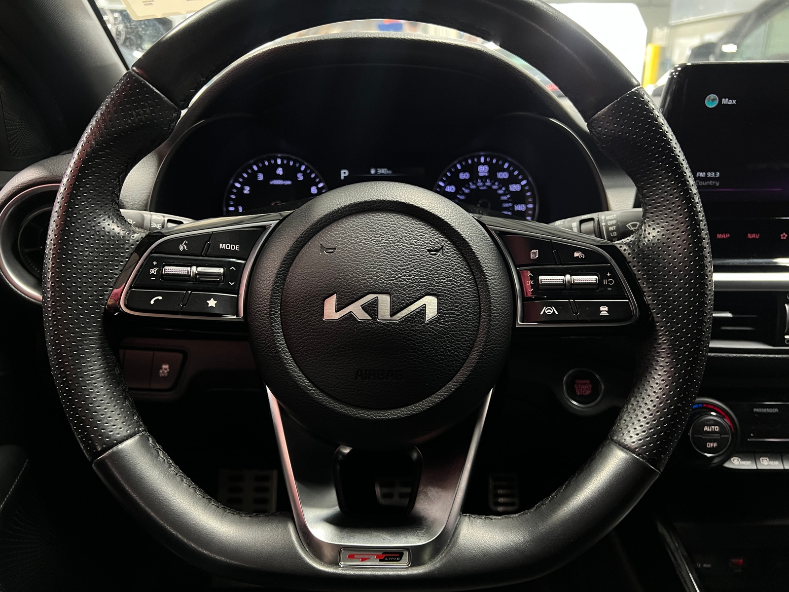 Thumbnail: 2022 Kia Forte - 5