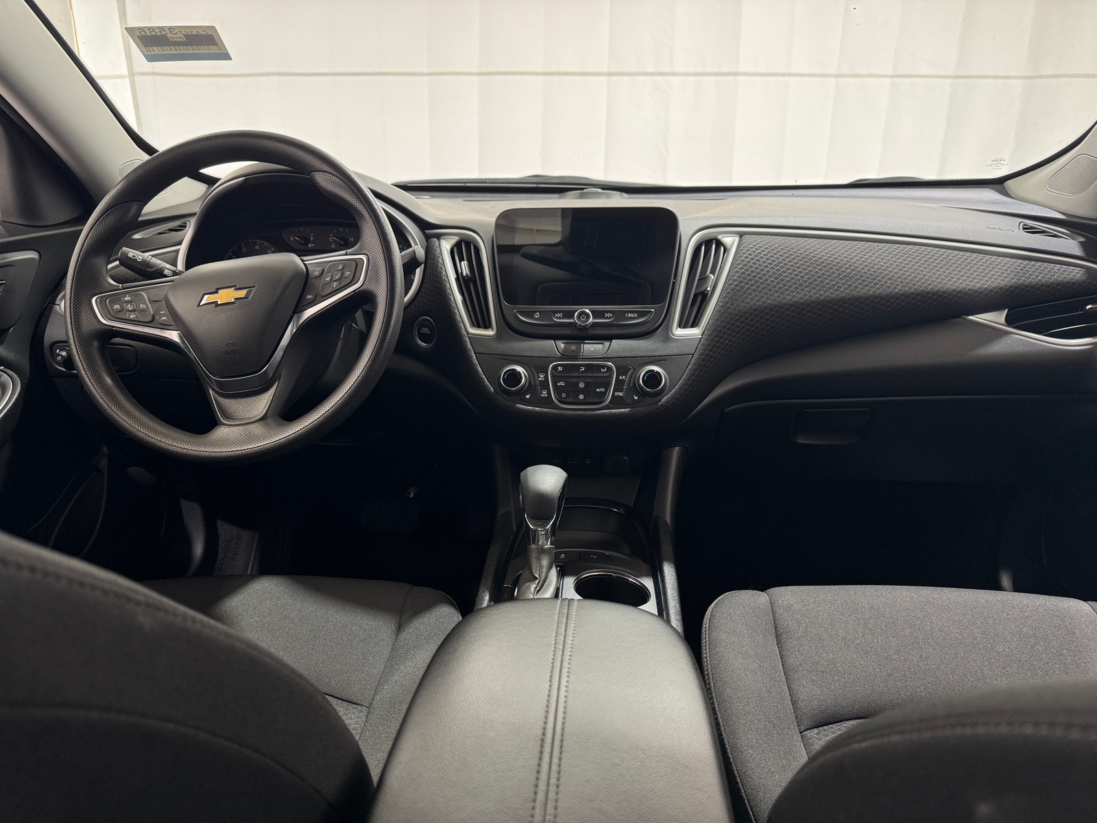 Thumbnail: 2024 Chevrolet Malibu - 3