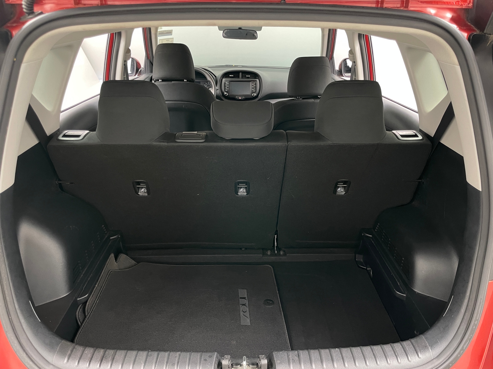 Thumbnail: 2021 Kia Soul - 7