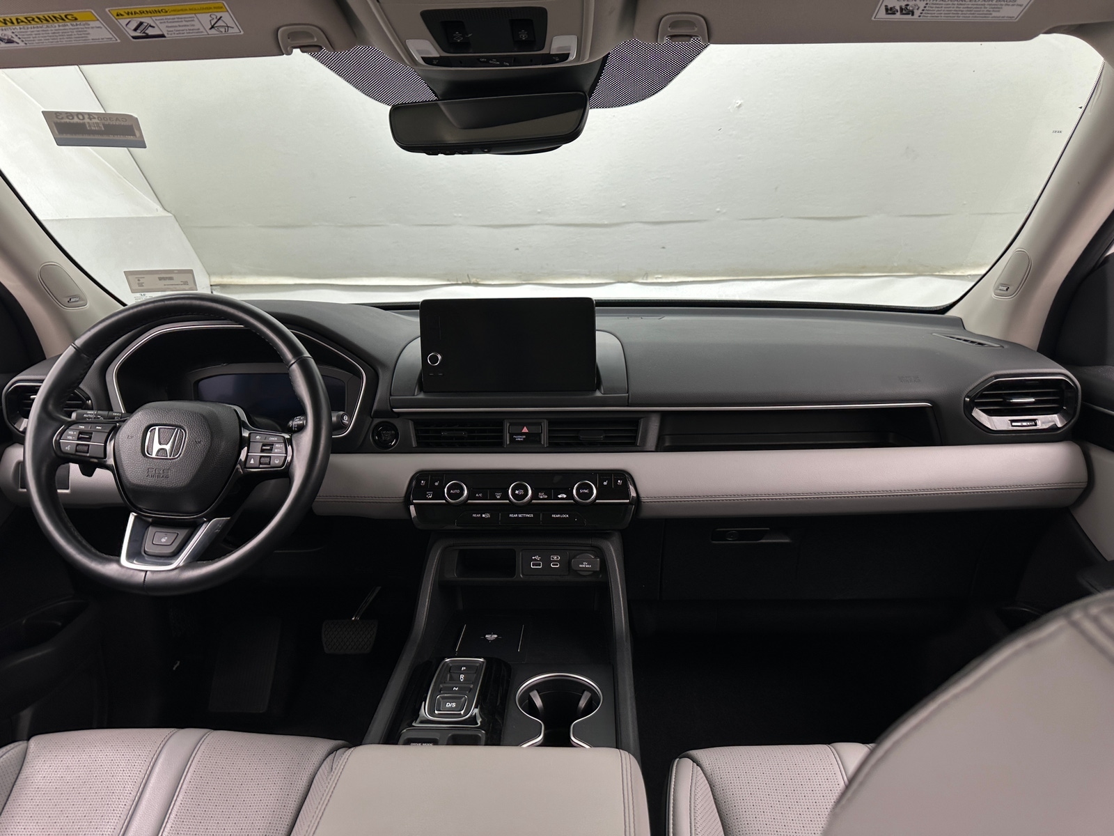 Thumbnail: 2023 Honda Pilot - 2