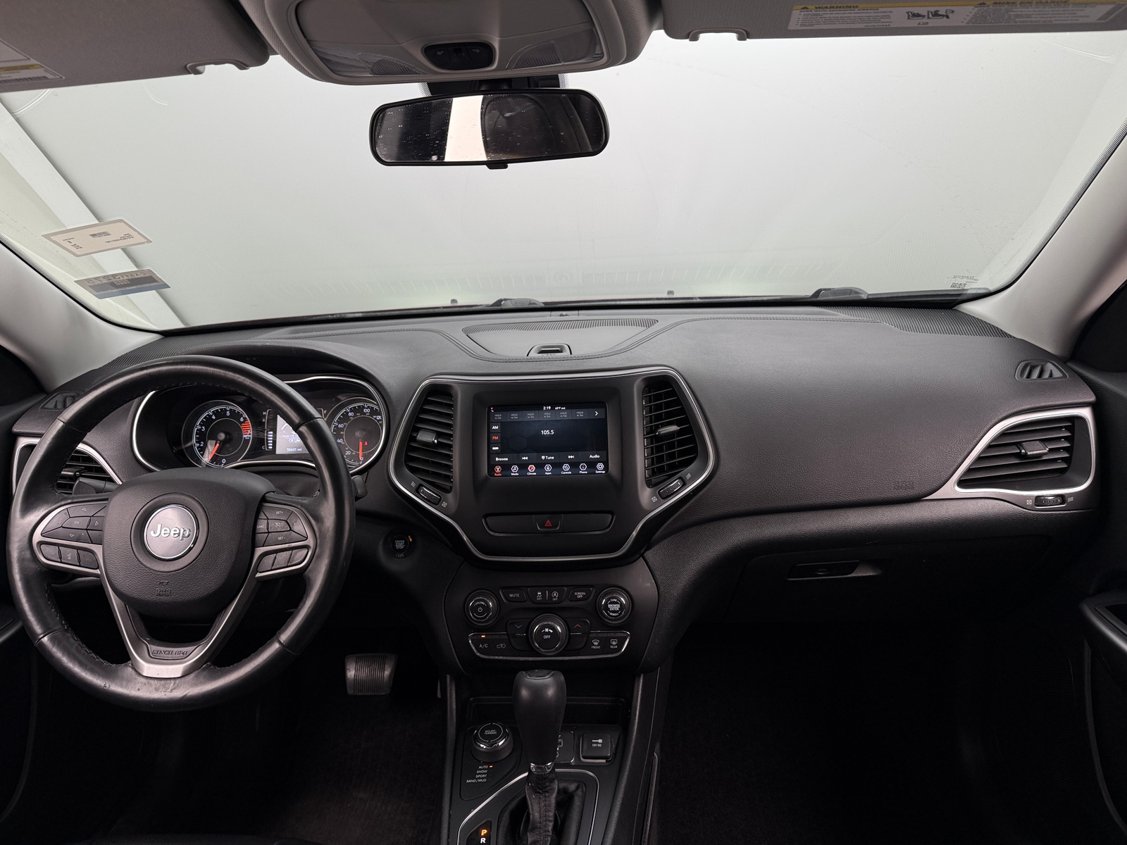 Thumbnail: 2019 Jeep Cherokee - 3