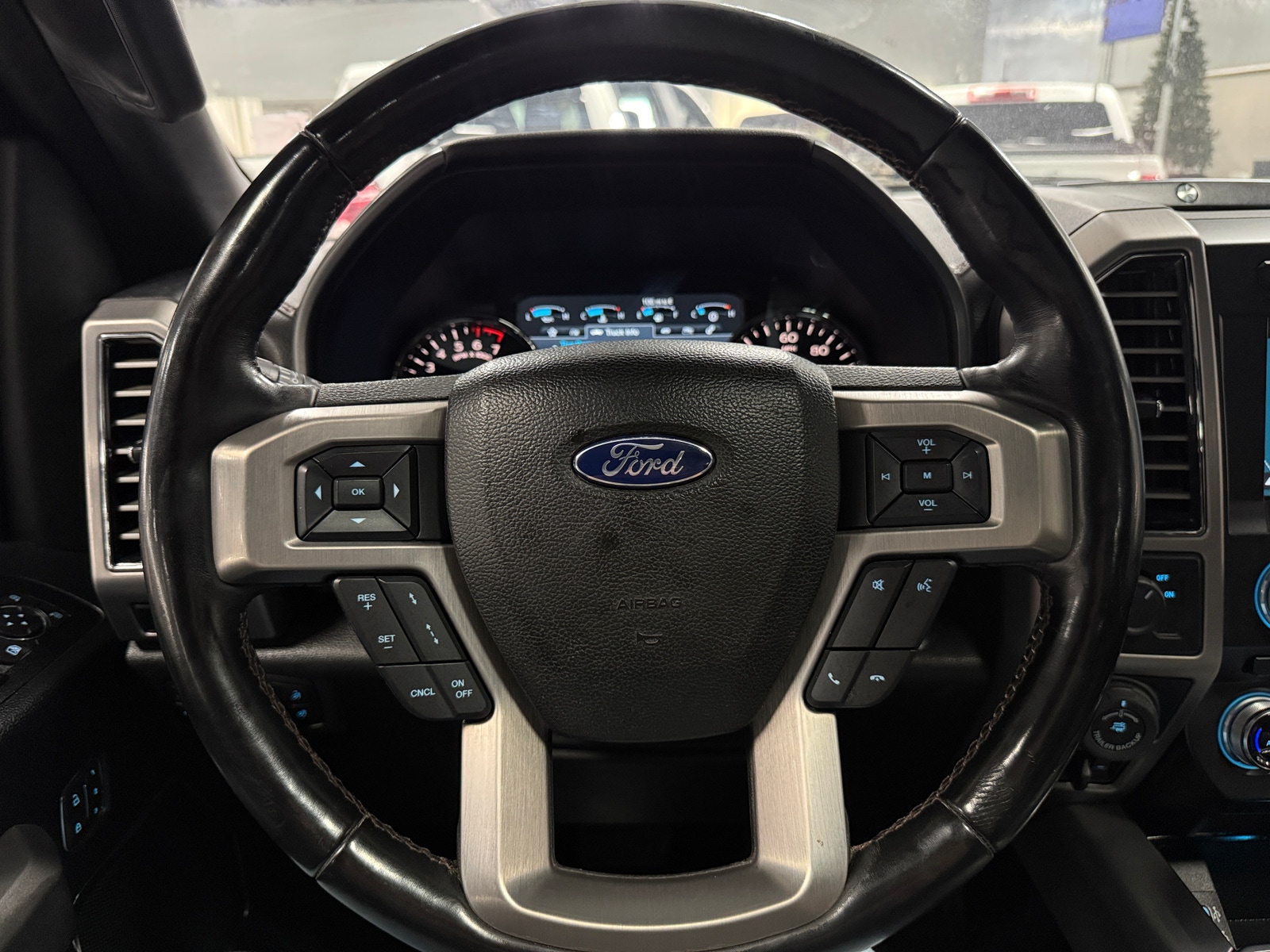 Thumbnail: 2018 Ford Econoline - 4