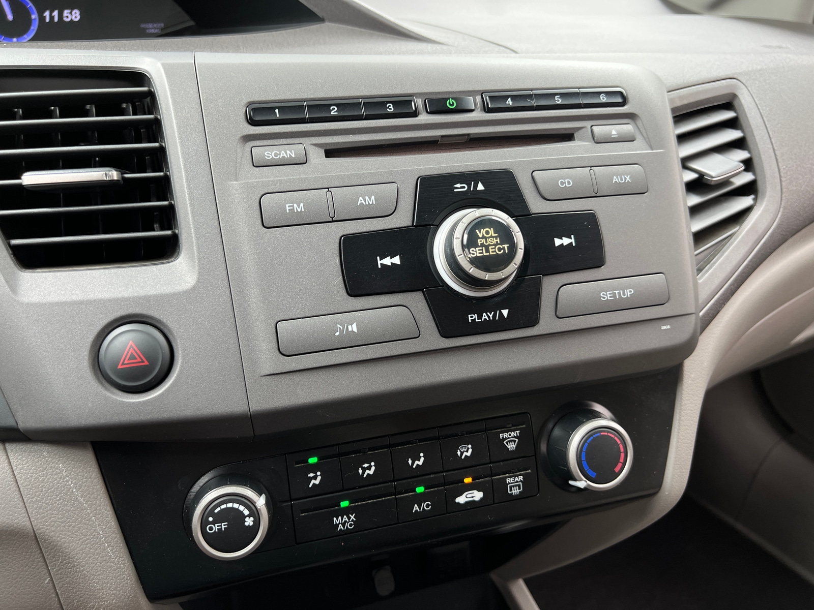 Thumbnail: 2012 Honda Civic - 4
