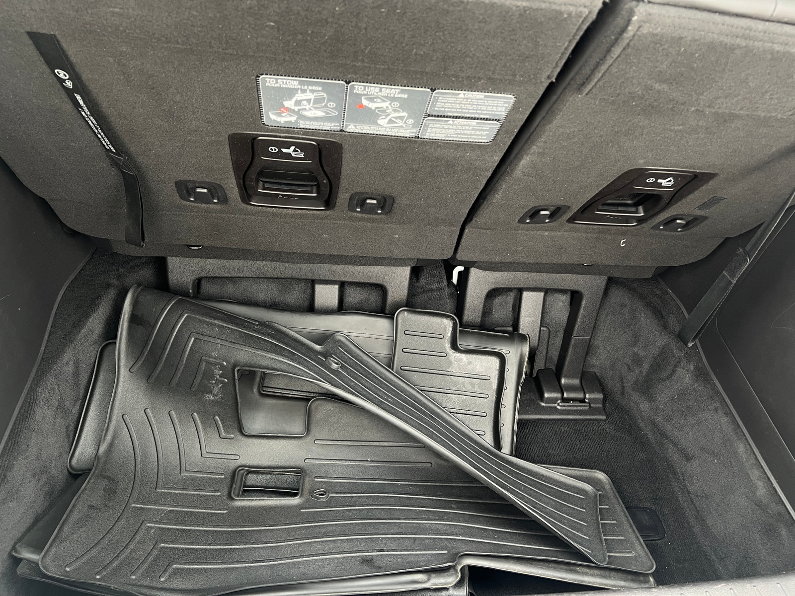 Thumbnail: 2022 Kia Carnival - 6