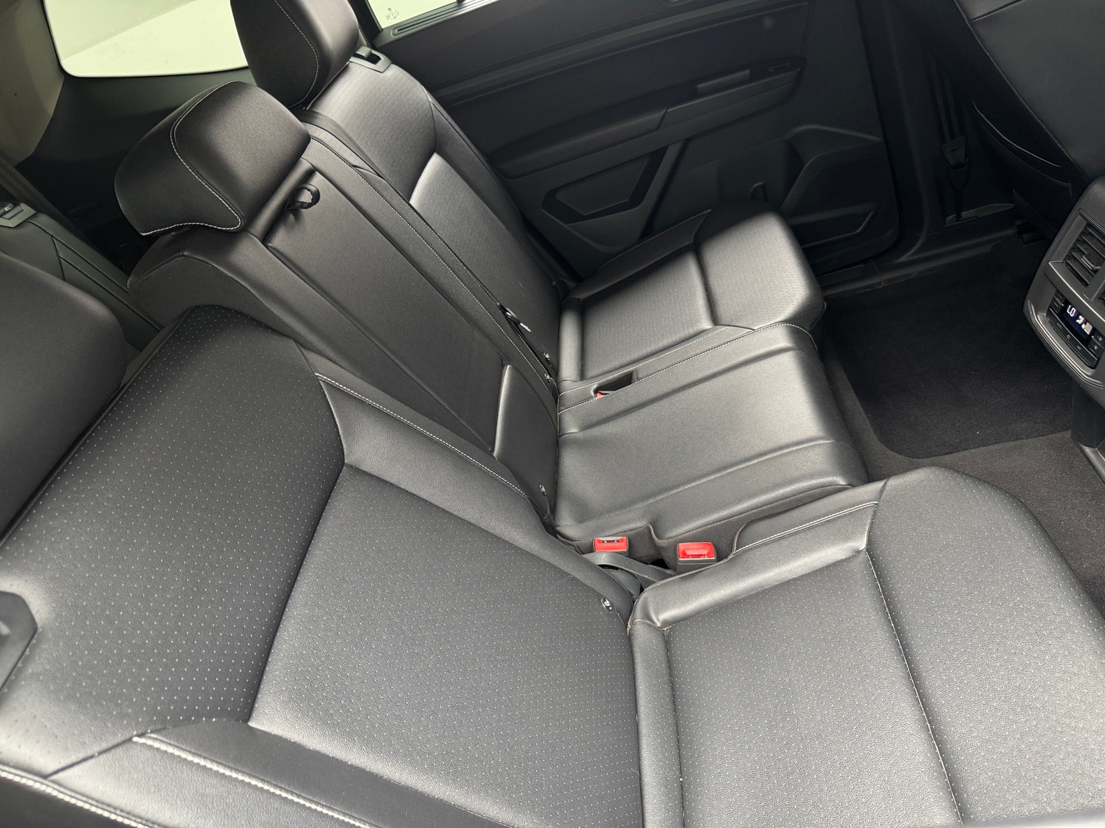 Thumbnail: 2021 Volkswagen Atlas - 5