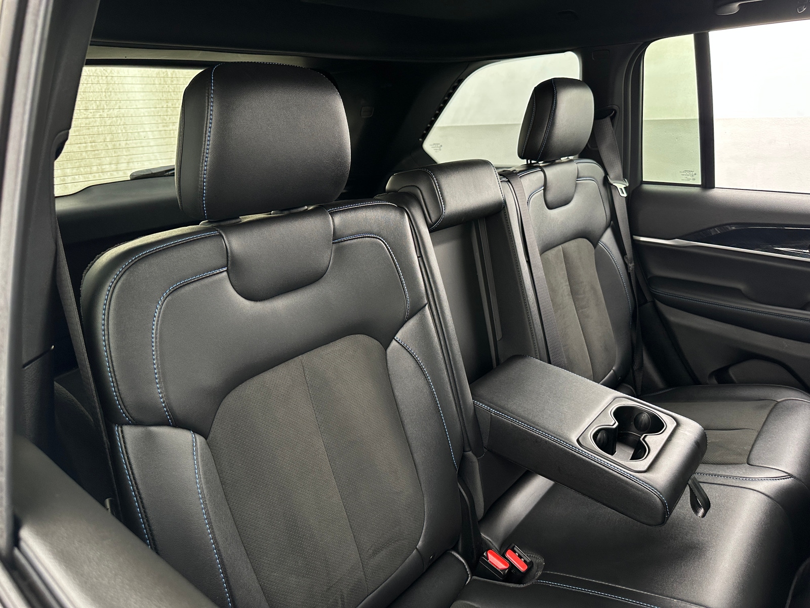 Thumbnail: 2023 Jeep Grand Cherokee - 5