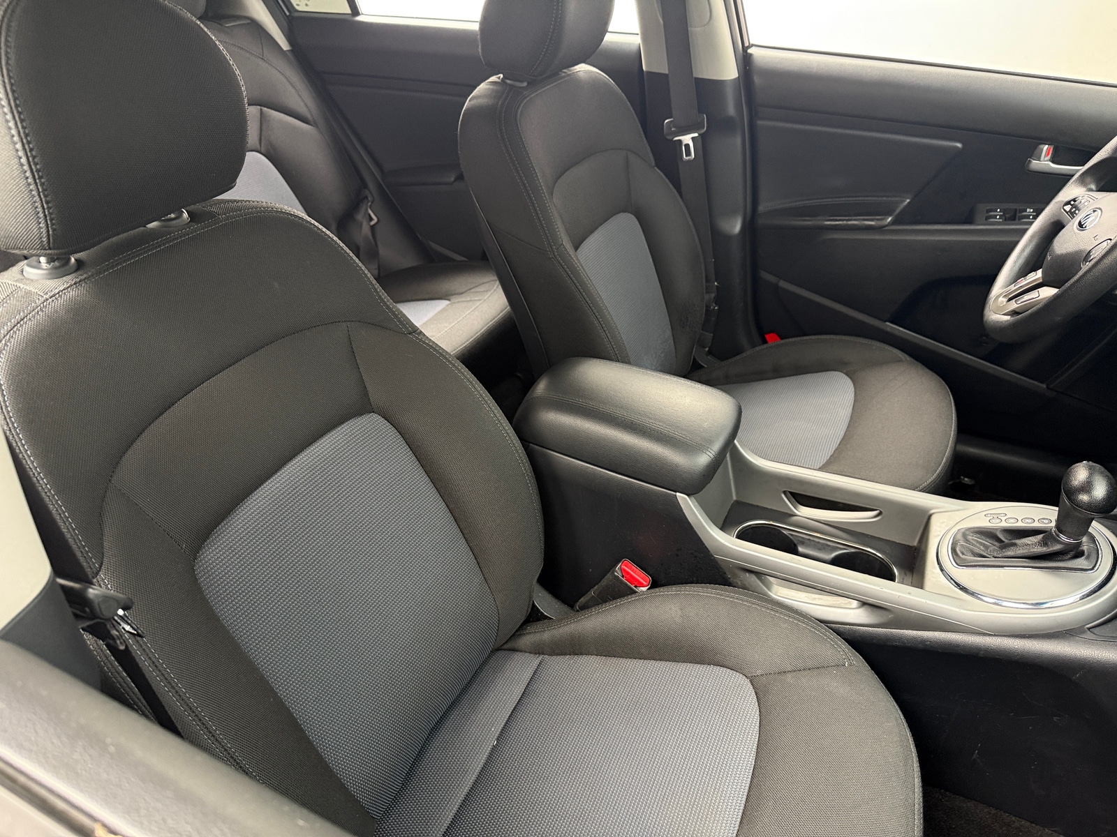 Thumbnail: 2016 Kia Sportage - 2