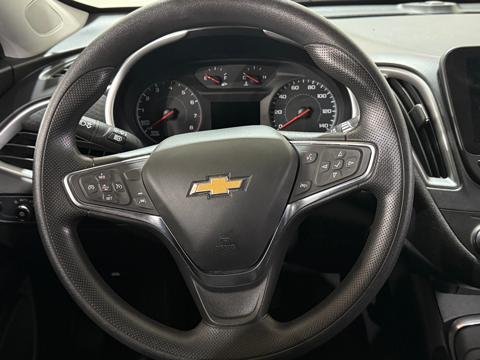 Thumbnail: 2024 Chevrolet Malibu - 5