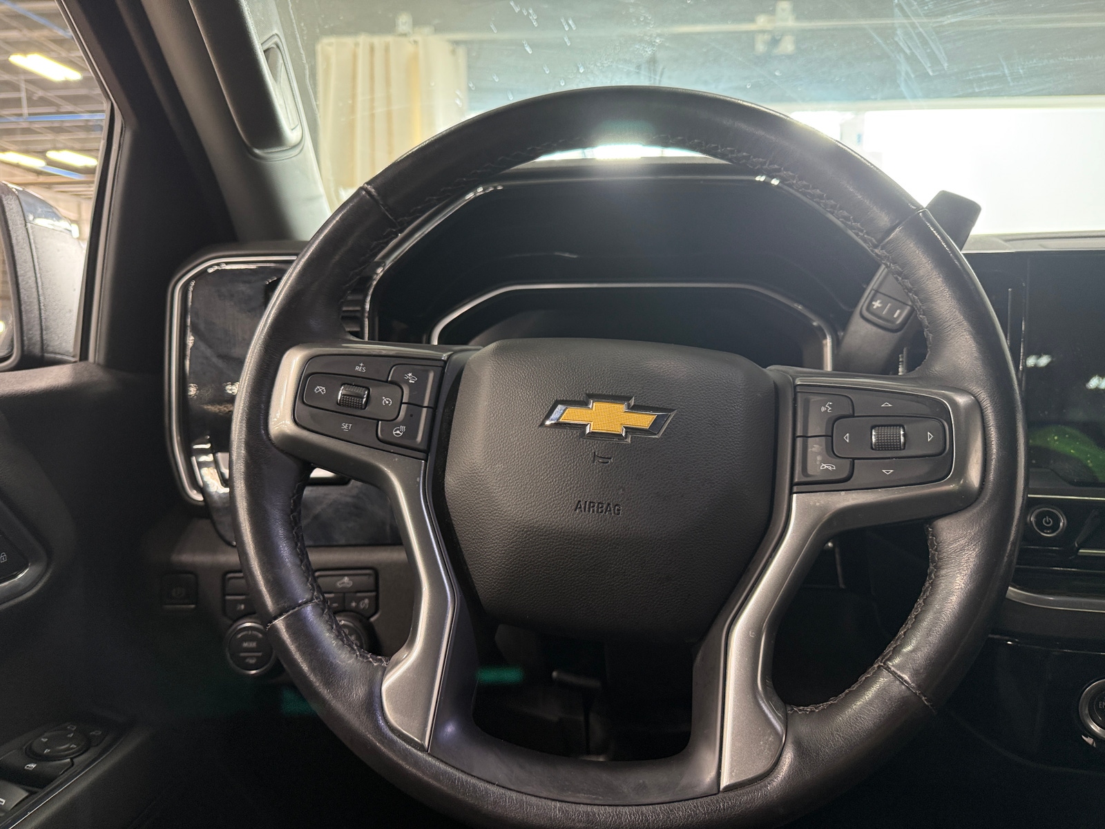 Thumbnail: 2022 Chevrolet Silverado 1500 - 5