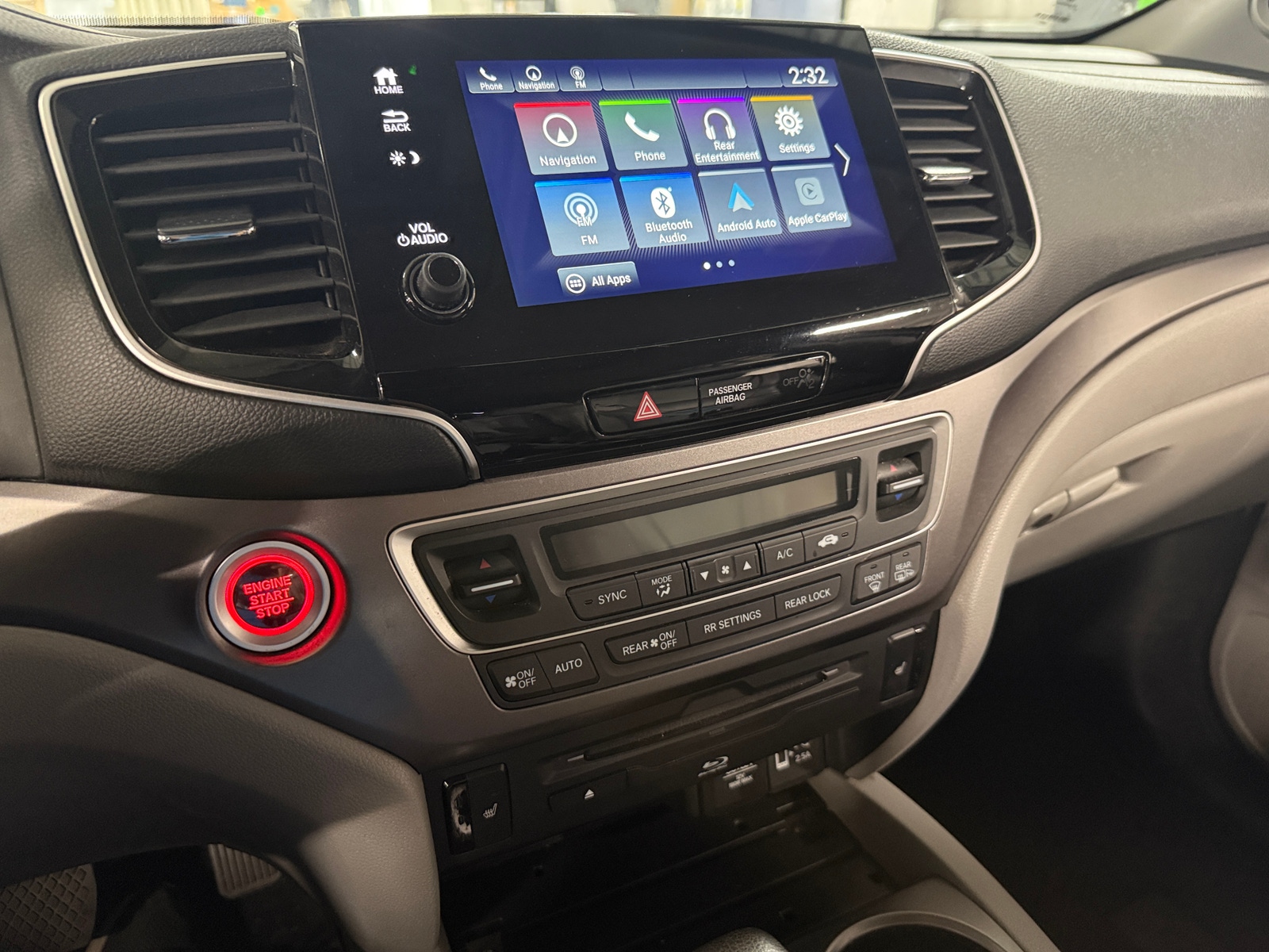 Thumbnail: 2019 Honda Pilot - 3