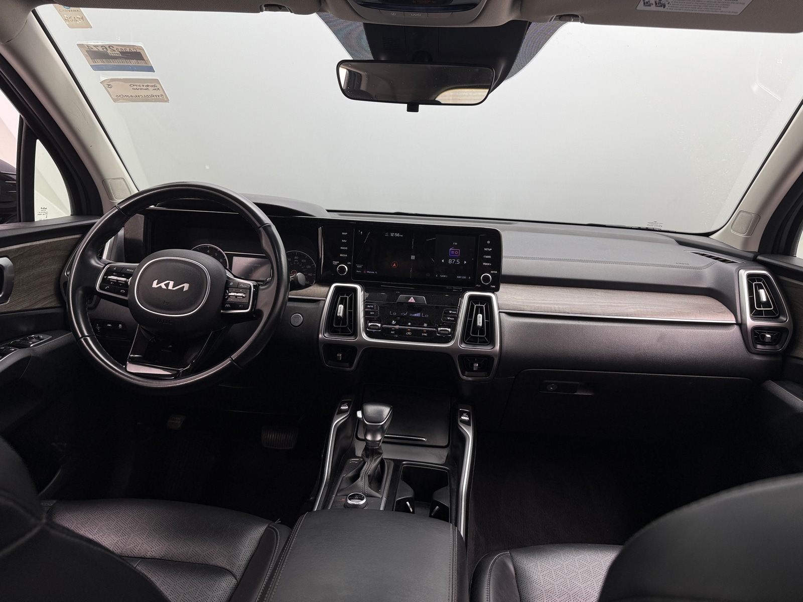 Thumbnail: 2022 Kia Sorento - 2