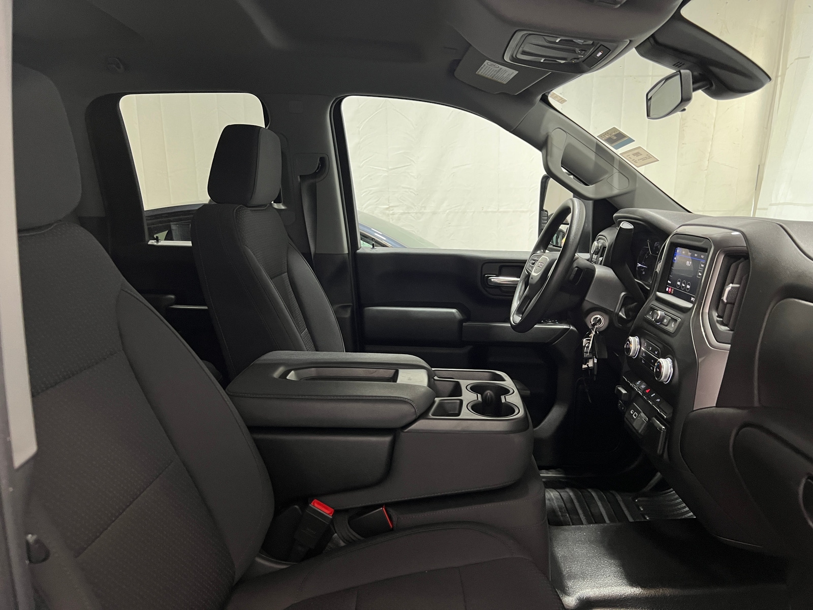 Thumbnail: 2022 GMC Sierra 2500 - 2