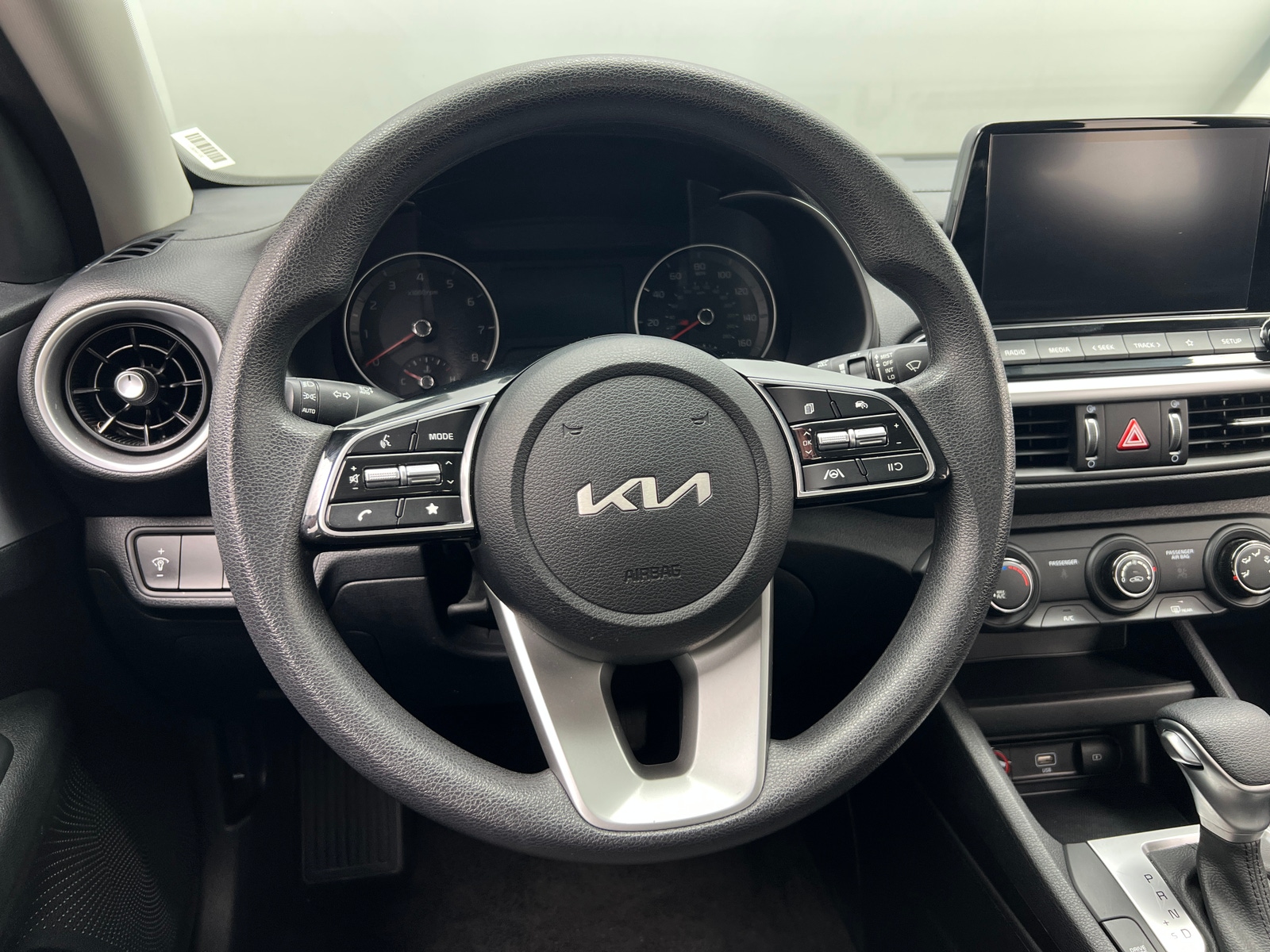 Thumbnail: 2024 Kia Forte - 5