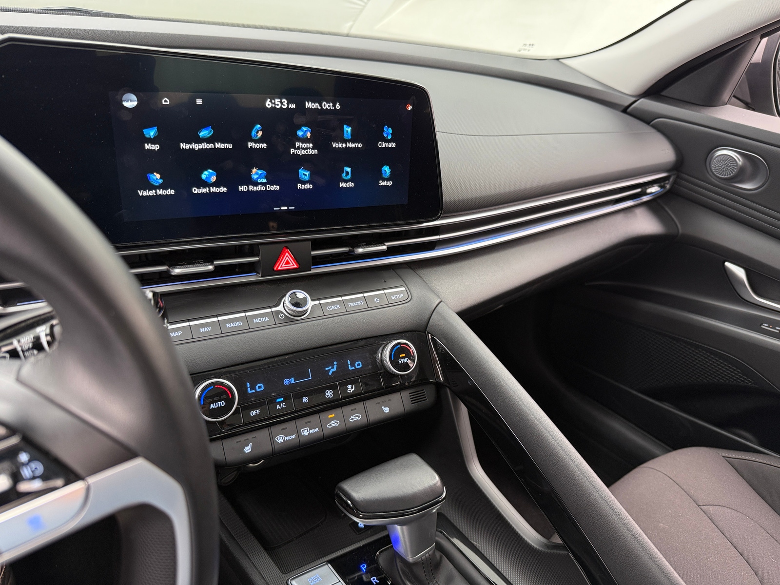 Thumbnail: 2024 Hyundai Elantra - 4