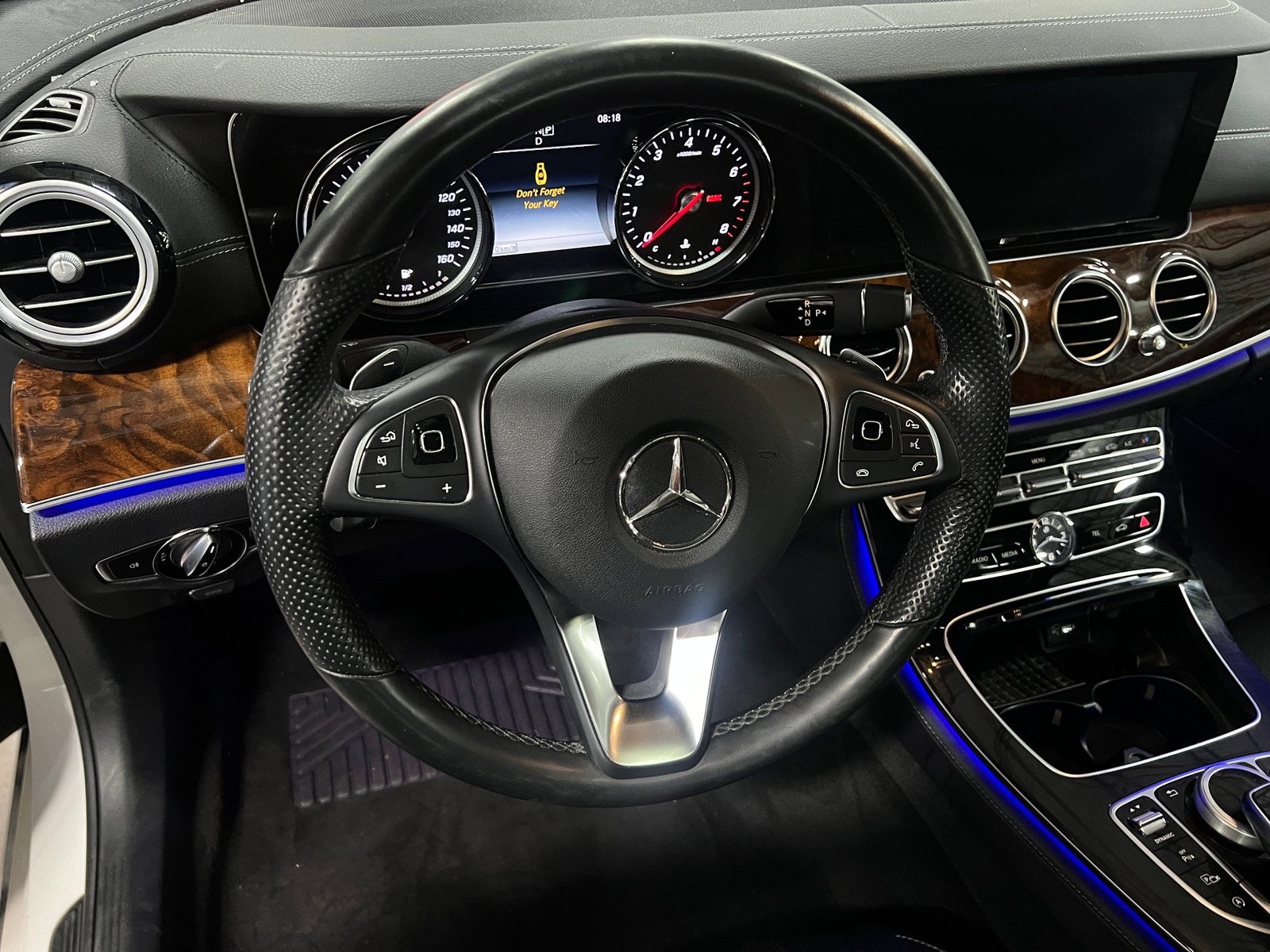 Thumbnail: 2017 Mercedes-Benz E-Class - 4
