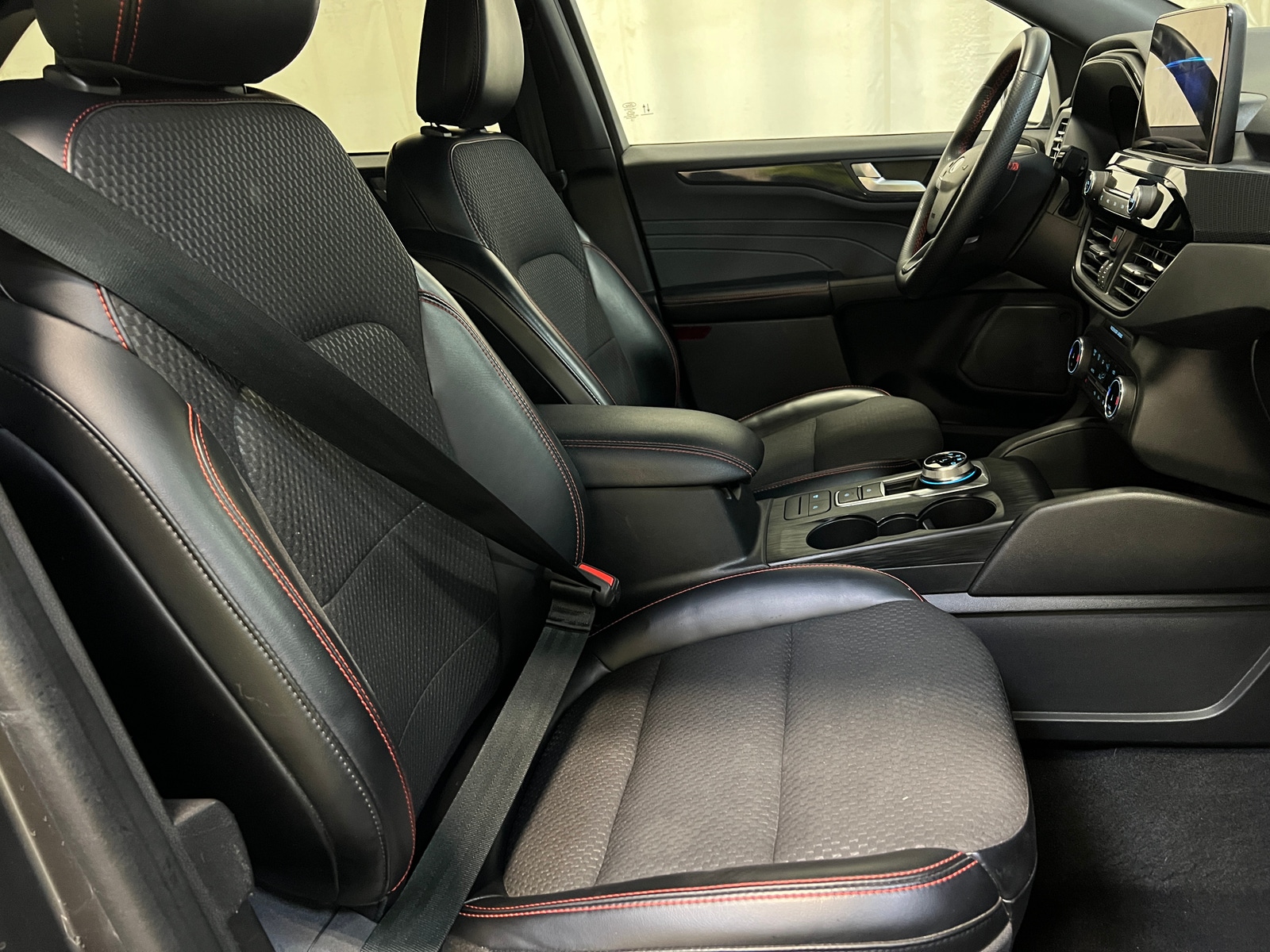 Thumbnail: 2023 Ford Escape - 2