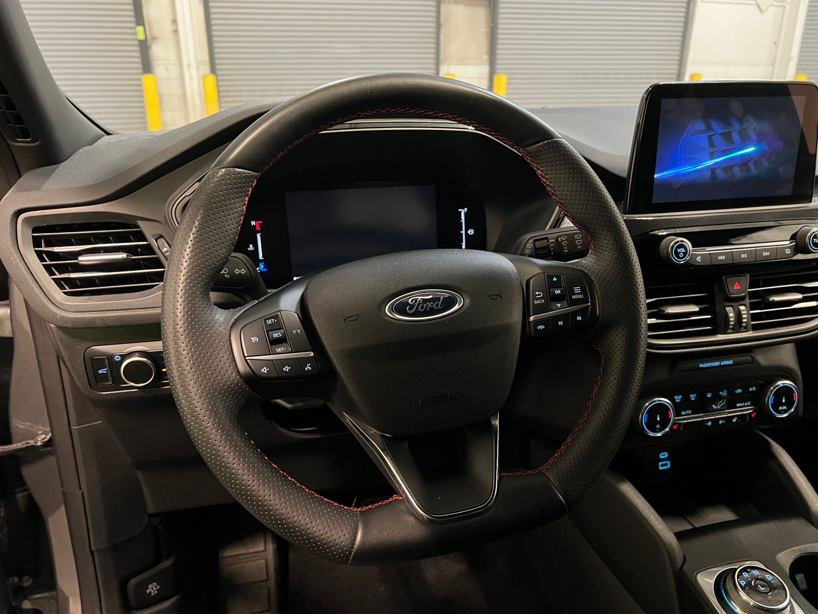 Thumbnail: 2023 Ford Escape - 5