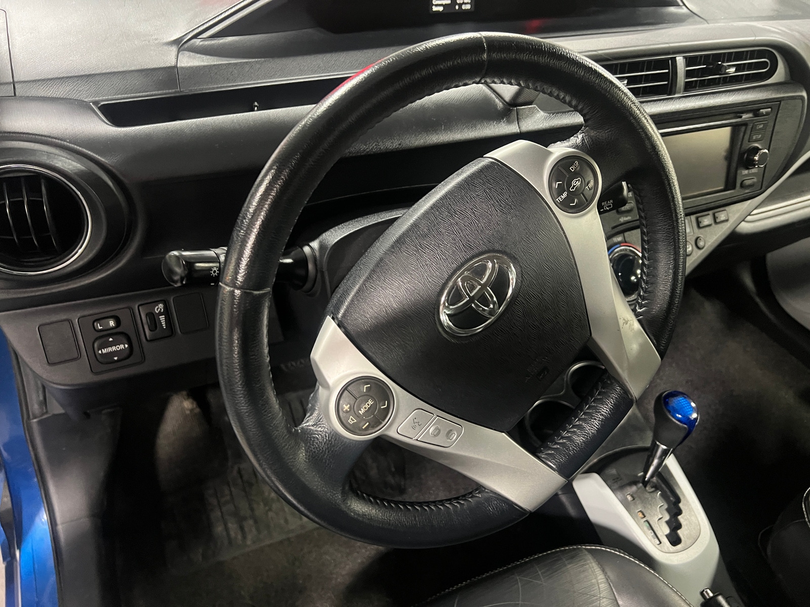 Thumbnail: 2013 Toyota Prius c - 5