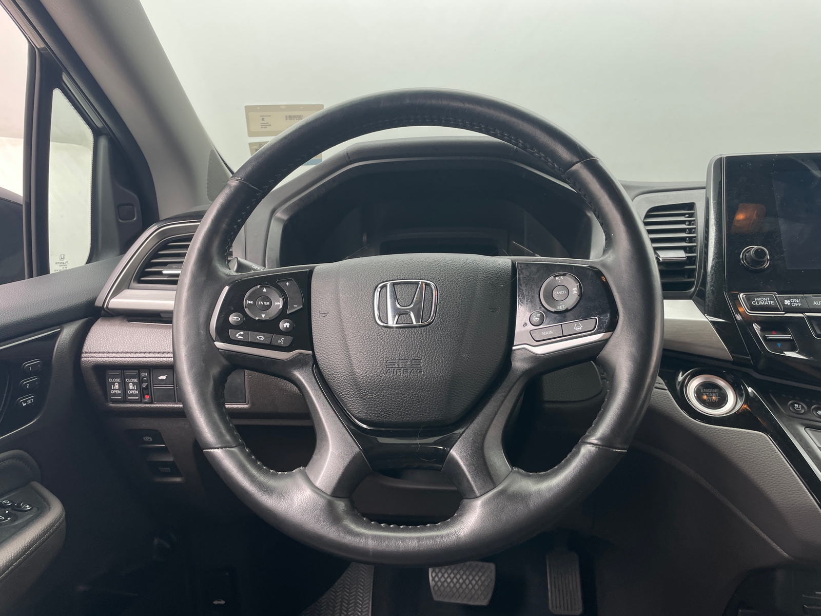 Thumbnail: 2018 Honda Odyssey - 4