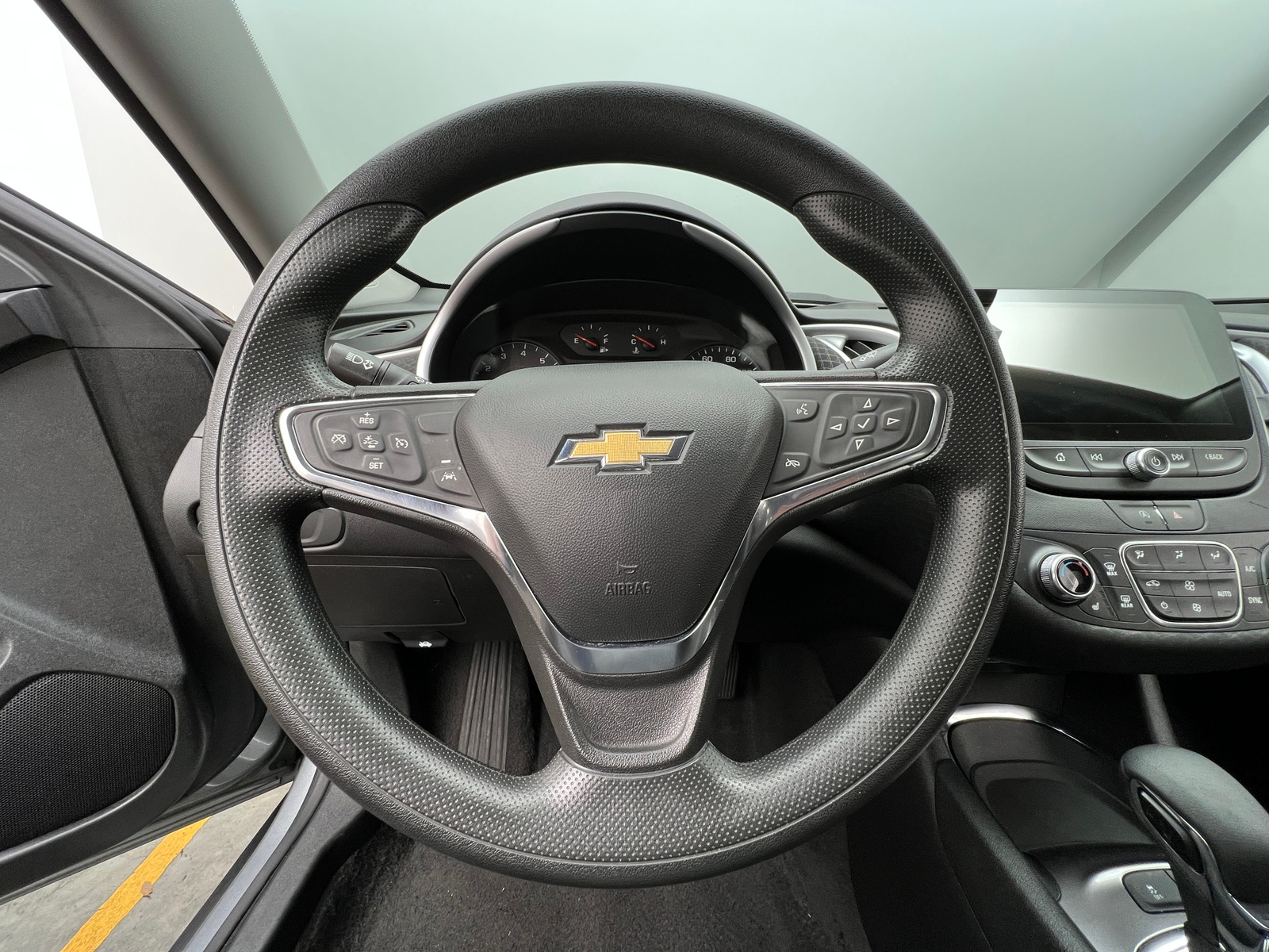 Thumbnail: 2024 Chevrolet Malibu - 5