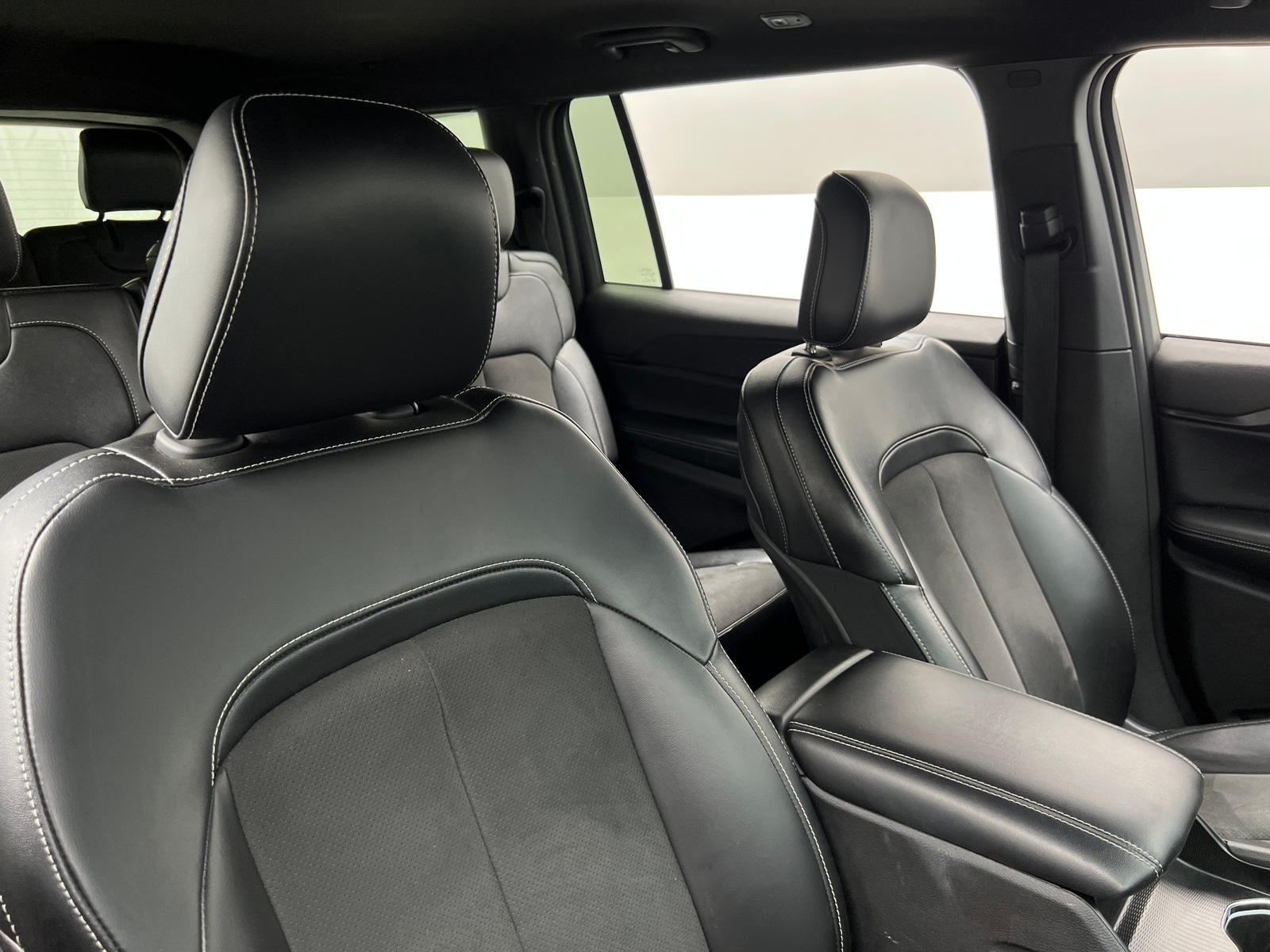 Thumbnail: 2024 Jeep Grand Cherokee L - 2