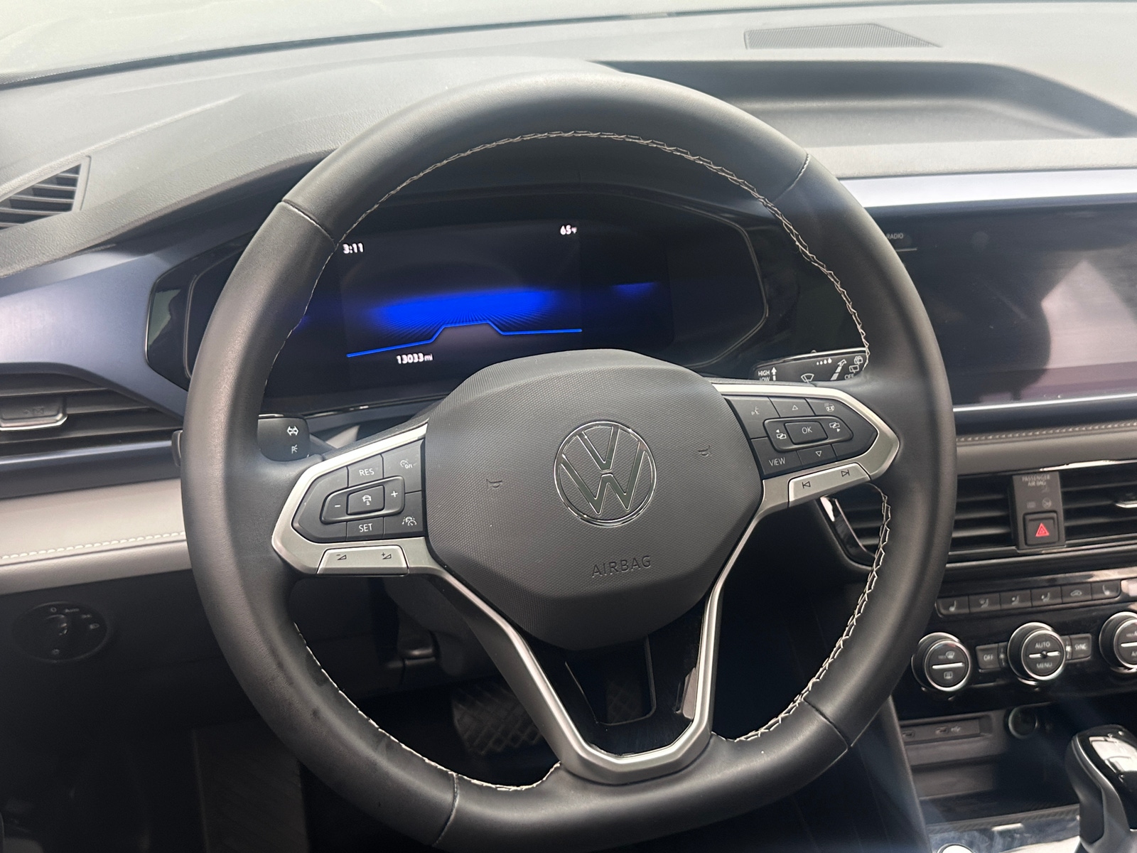 Thumbnail: 2024 Volkswagen Taos - 4