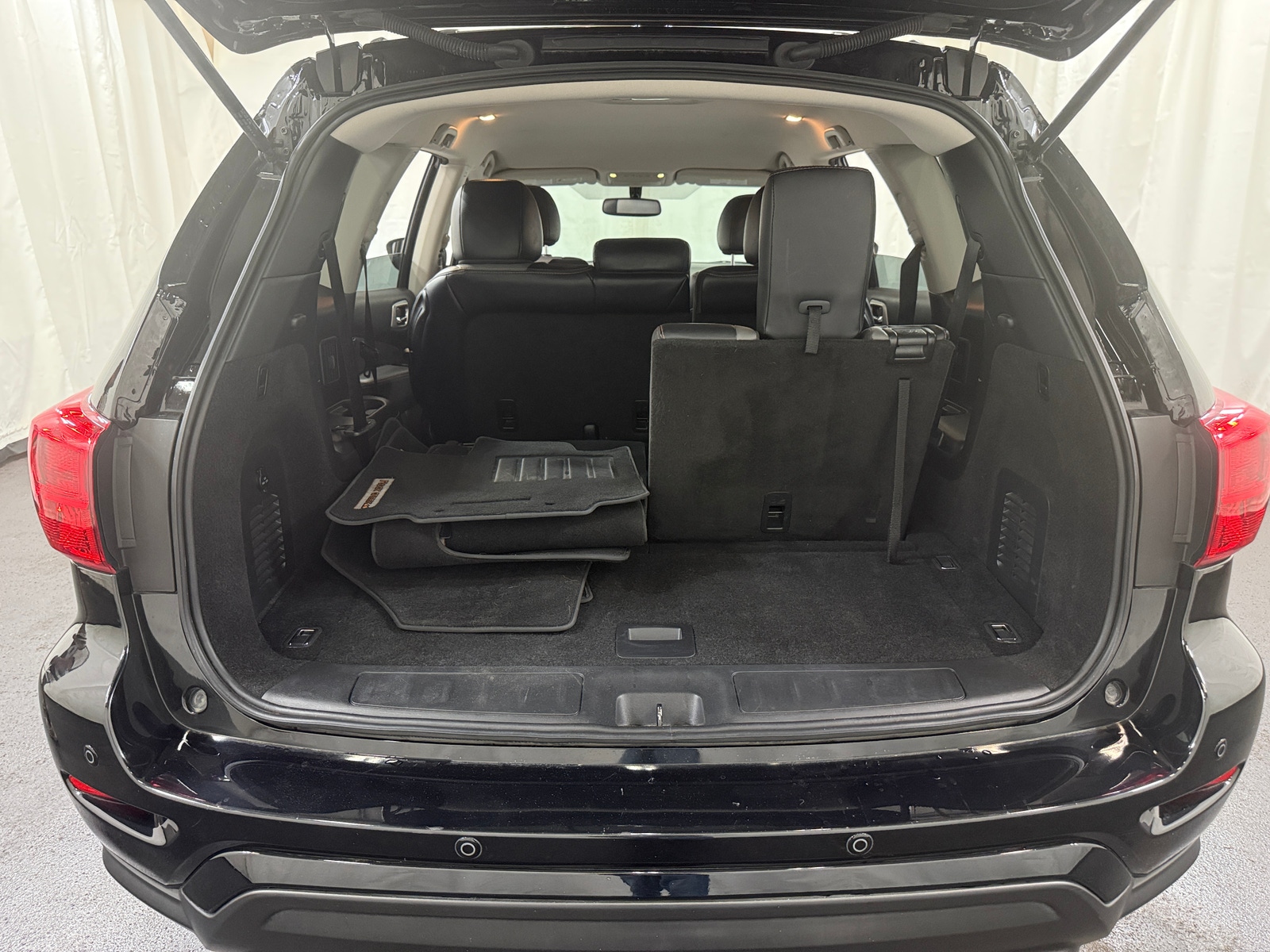 Thumbnail: 2019 Nissan Pathfinder - 7