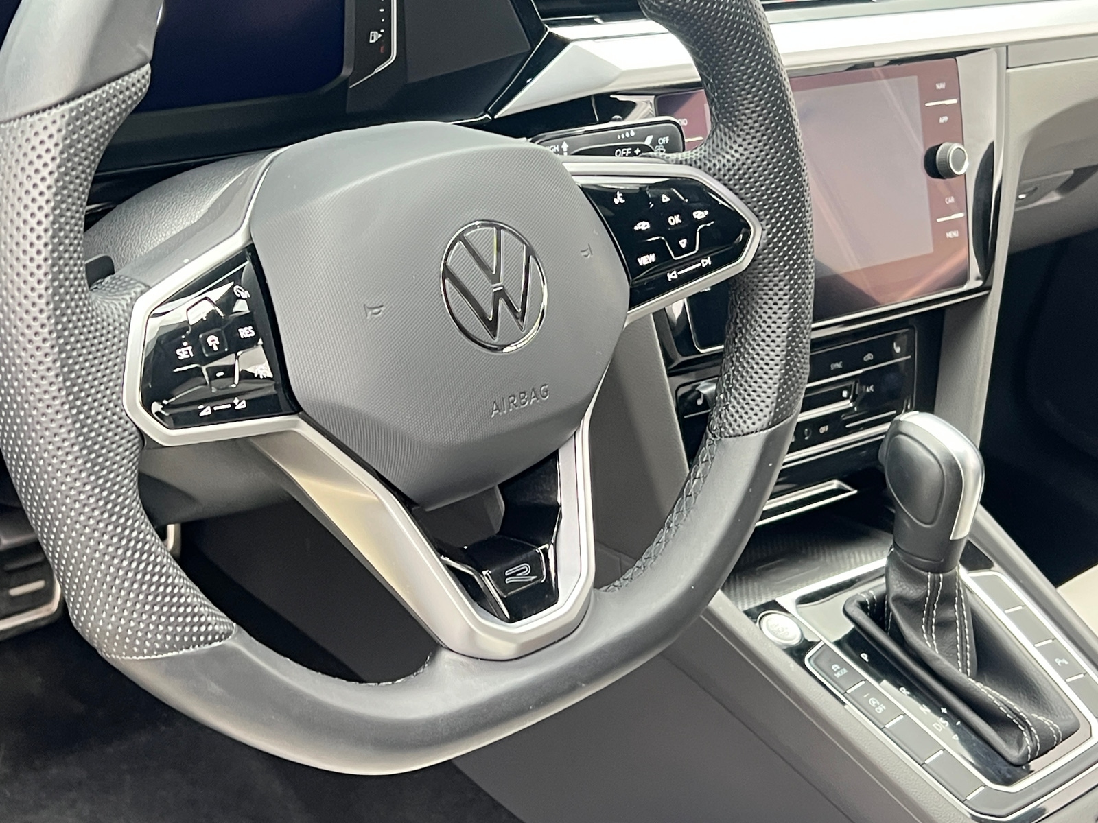 Thumbnail: 2022 Volkswagen Arteon - 4