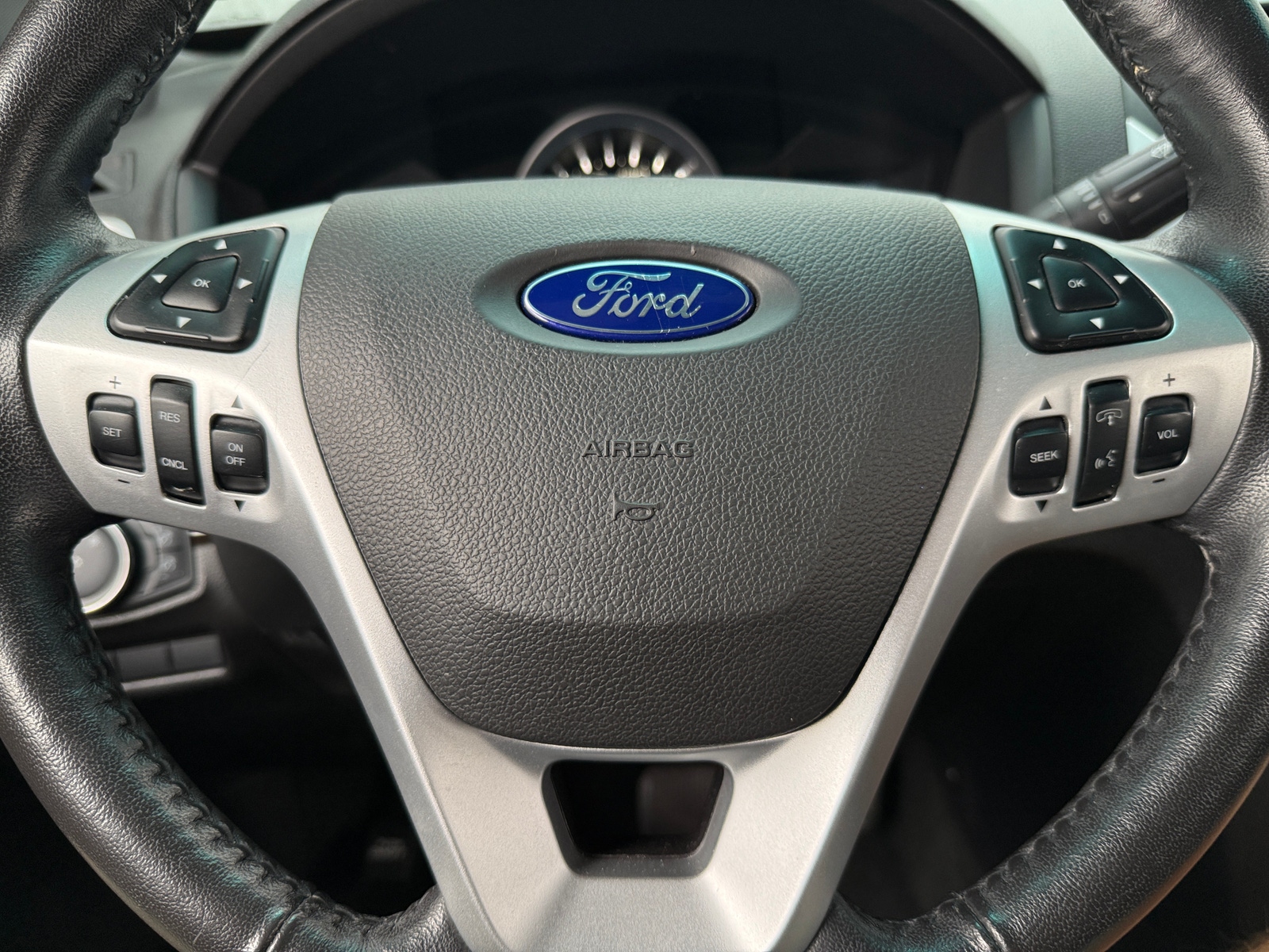 Thumbnail: 2015 Ford Explorer - 4