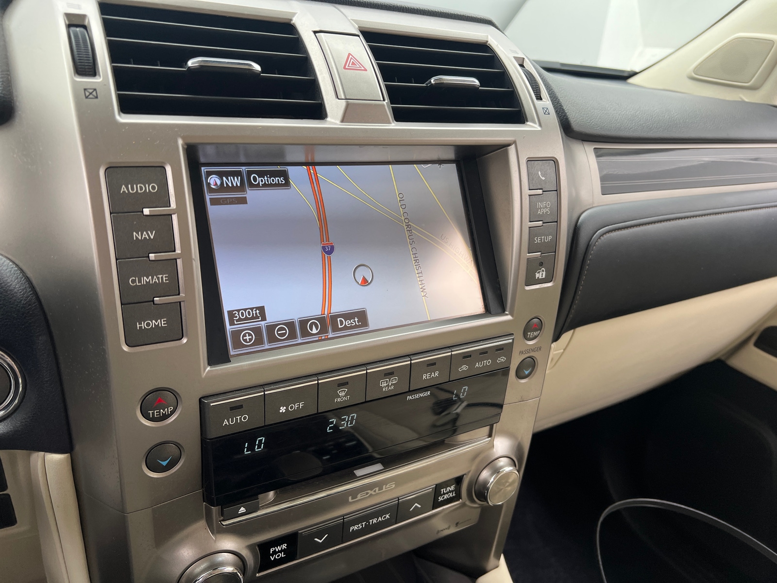 Thumbnail: 2020 Lexus GX - 3